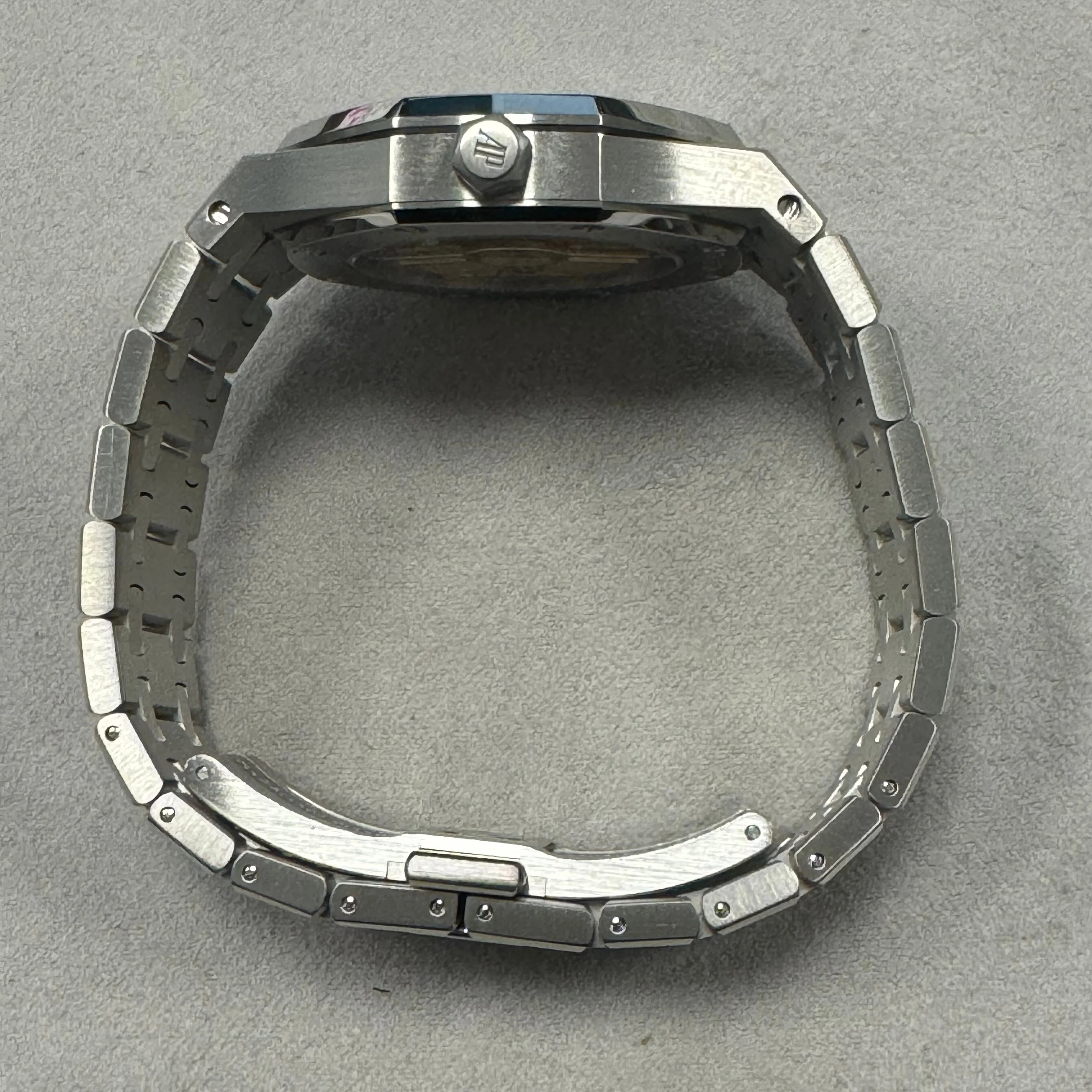 Audemars Piguet Royal Oak 34mm Silver Dial Watch Ref# 77350ST.OO.1261ST.01 - Image 5