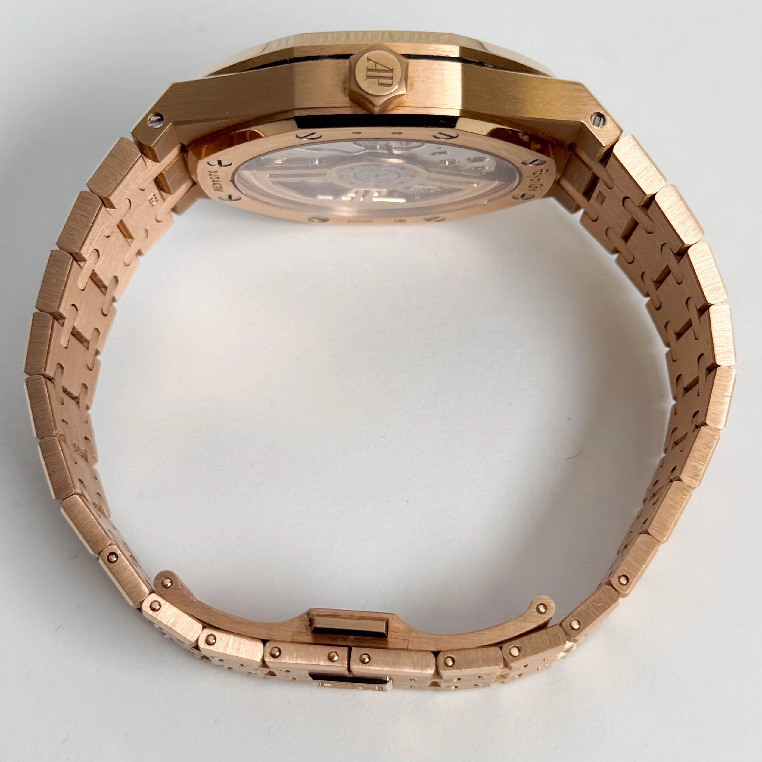 Audemars Piguet Royal Oak 41mm Black Dial Watch Ref# 15500OR.OO.D002CR.01 - Image 5