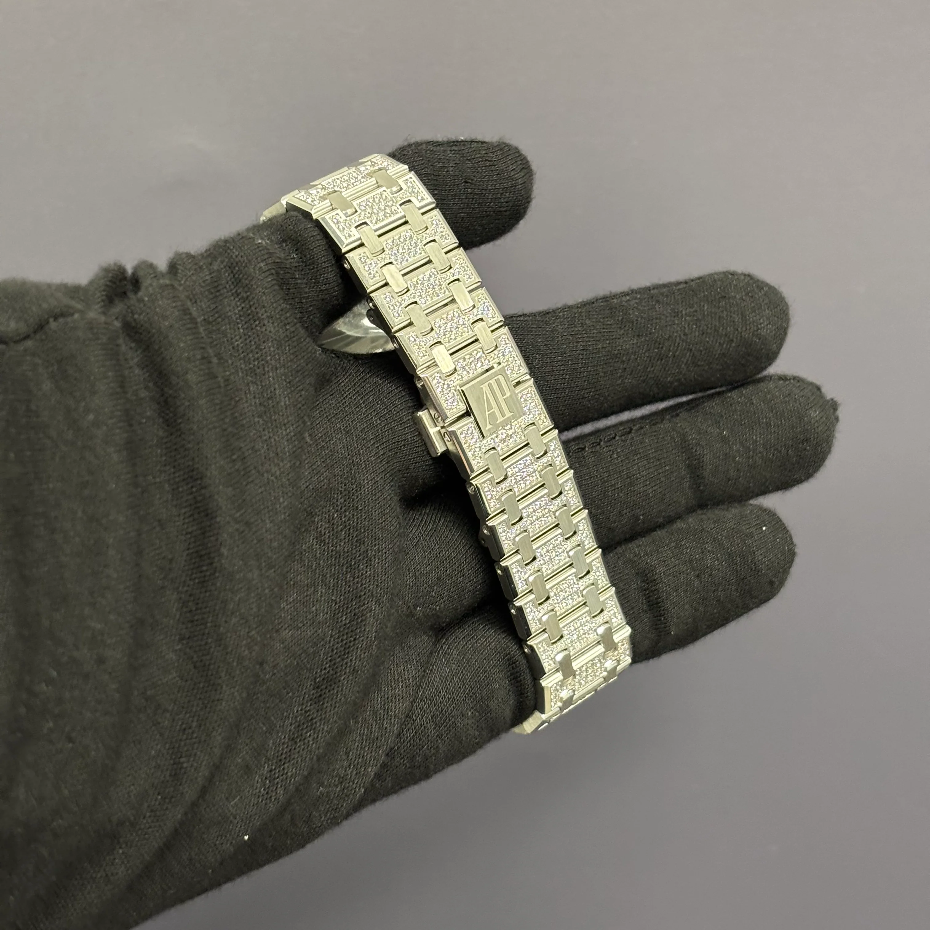 Audemars Piguet Royal Oak 41mm Pave Dial Watch Ref# 15512BC.ZZ.1322BC.01 - Image 4