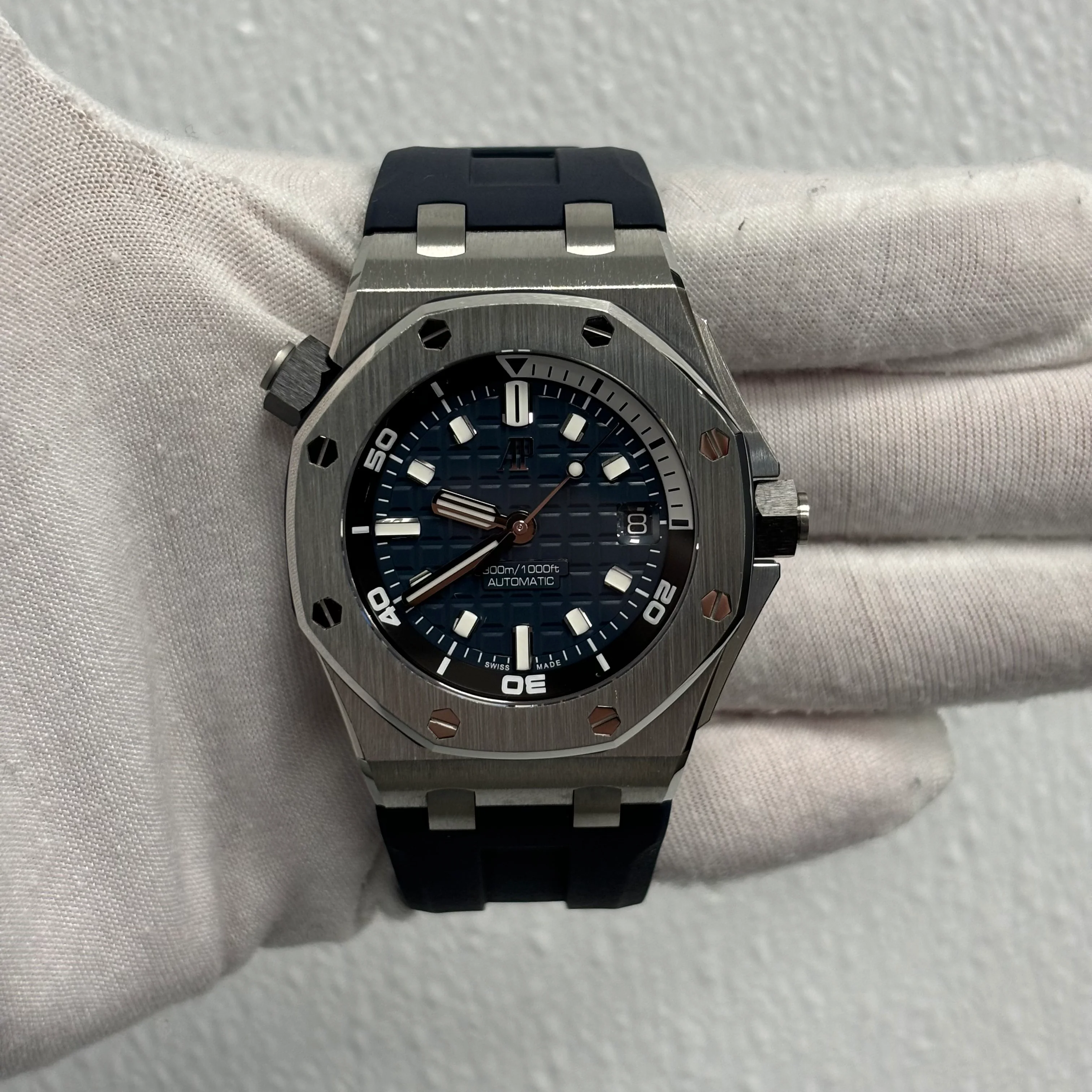 Audemars Piguet Royal Oak 42mm Blue Dial Watch Ref# 15720ST.OO.A027CA.01 - Image 2