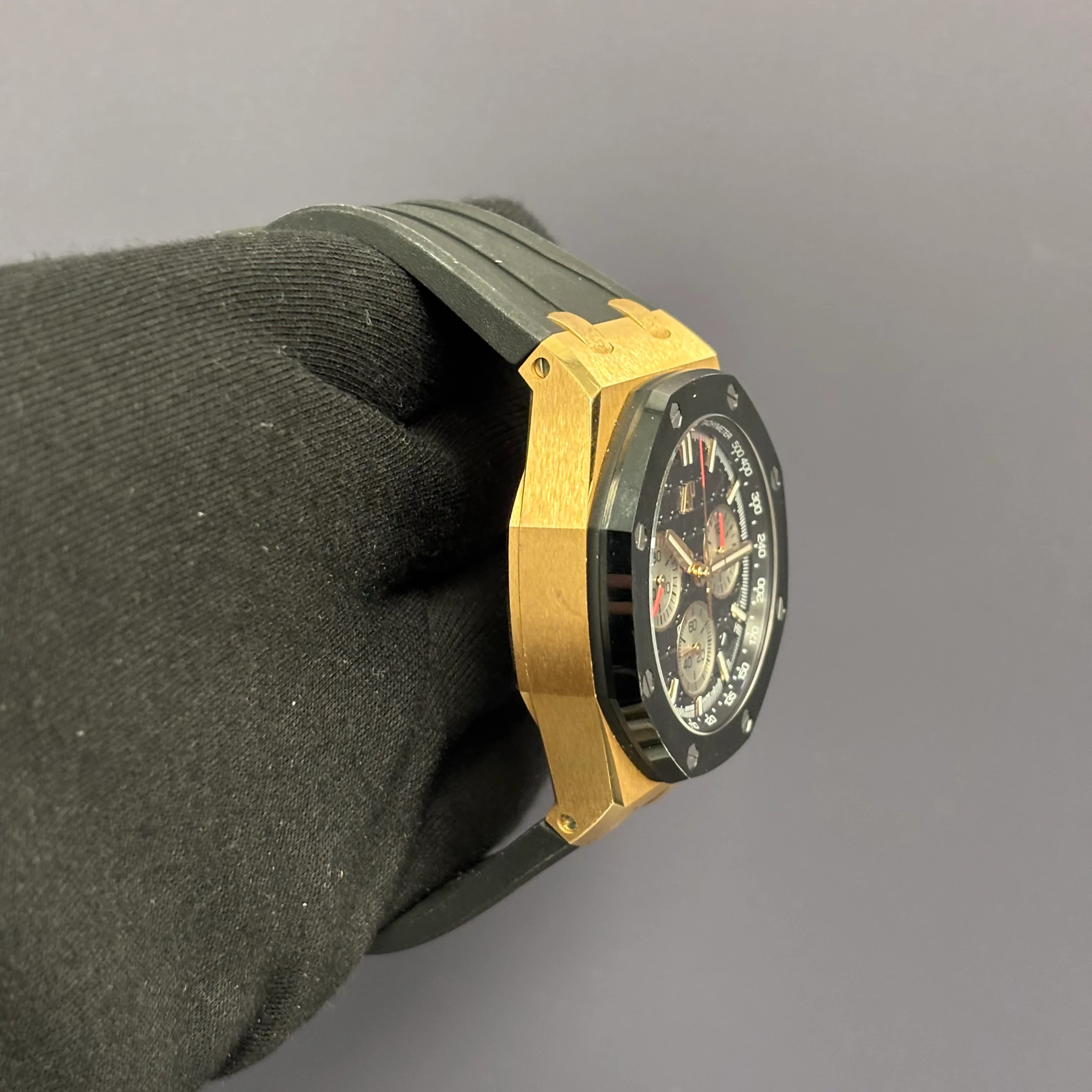 Audemars Piguet Royal Oak 43mm Black Dial Watch Ref# 26420RO.OO.A002CA.01 - Image 3