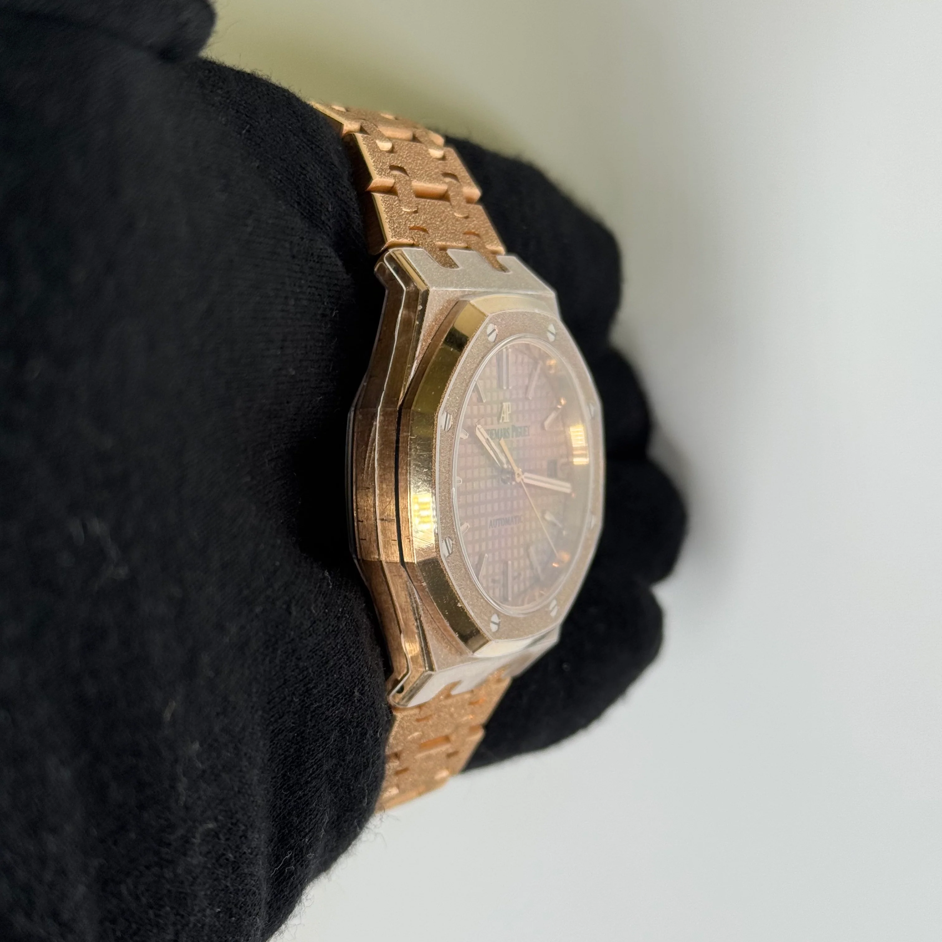 Audemars Piguet Royal Oak Frosted Rose Gold Salmon Stick Dial Watch Reference# 15454OR.GG.1259OR.03 - Image 3