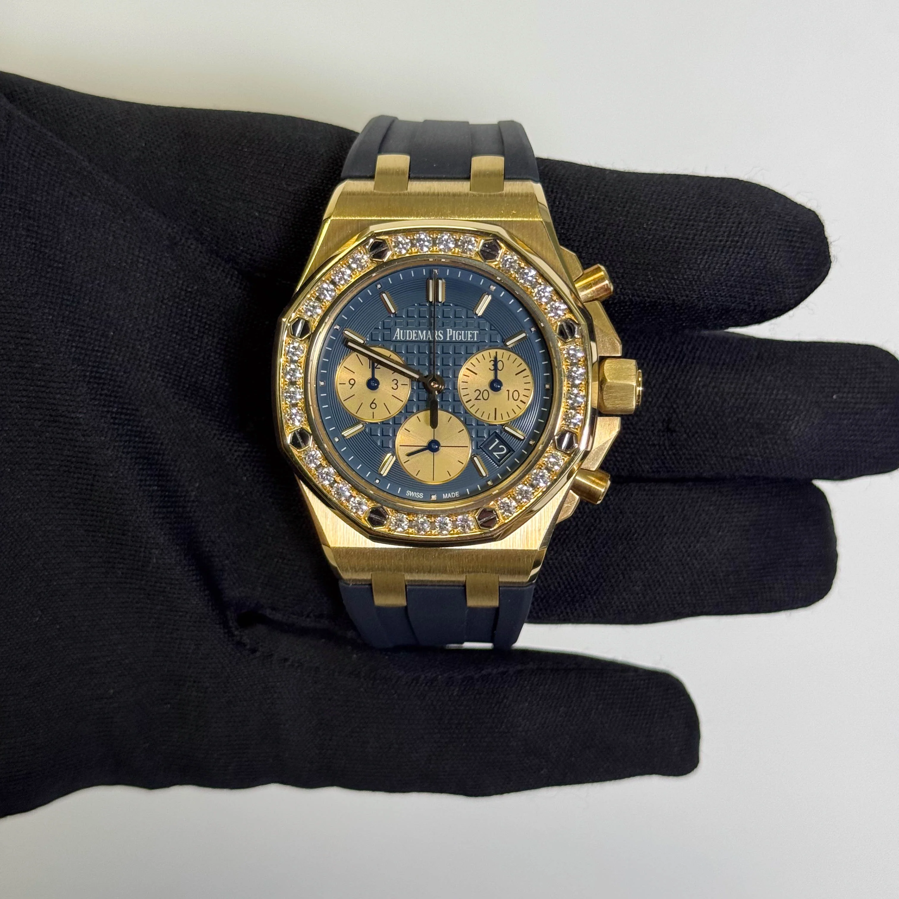 Audemars Piguet Royal Oak Offshore 37mm Blue Dial Watch Ref# 26231BA.ZZ.D027CA.01 - Image 2