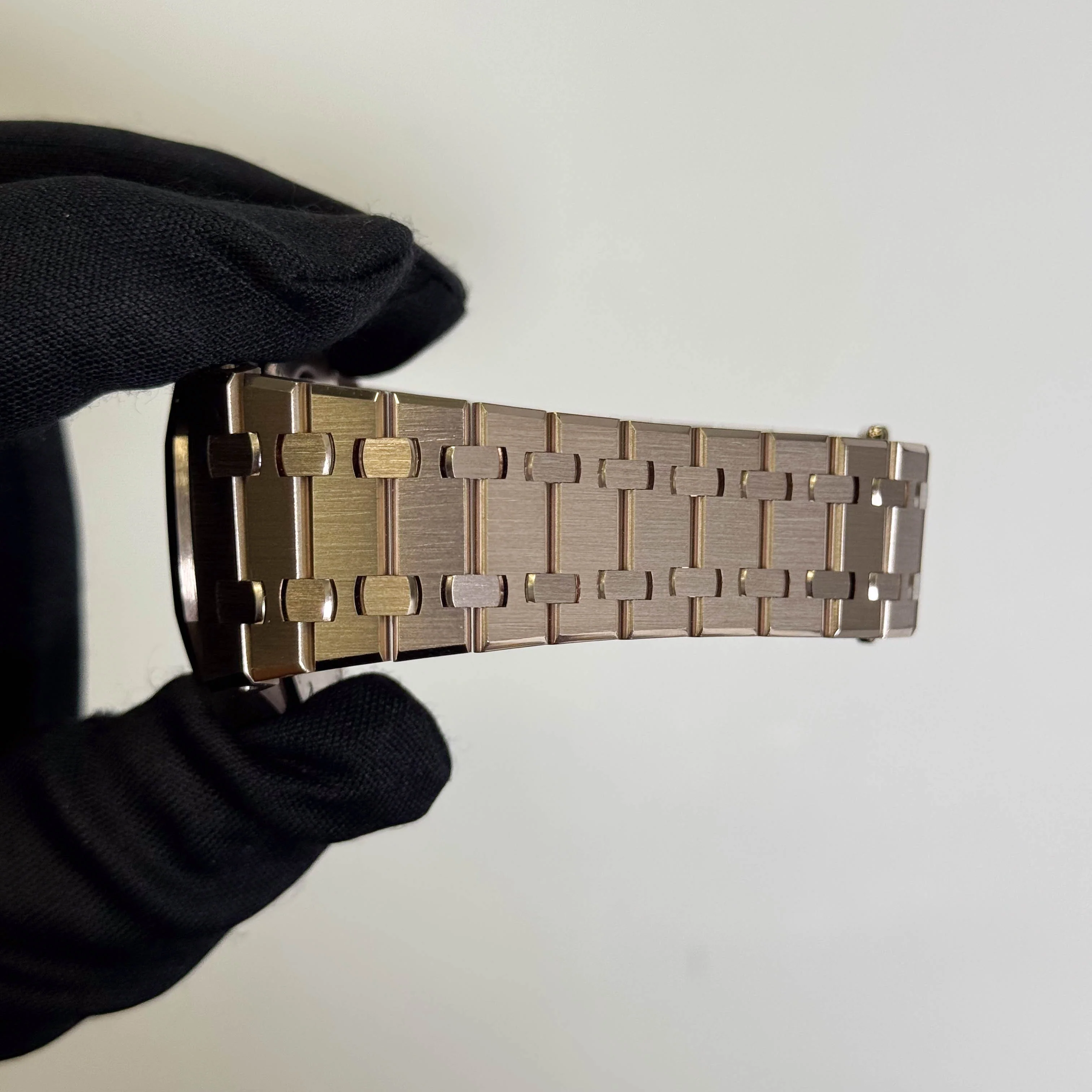 Audemars Piguet Royal Oak Perpetual Calendar 41mm Sand Gold Dial Watch Ref# 26674SG.OO.1320SG.01 - Image 5
