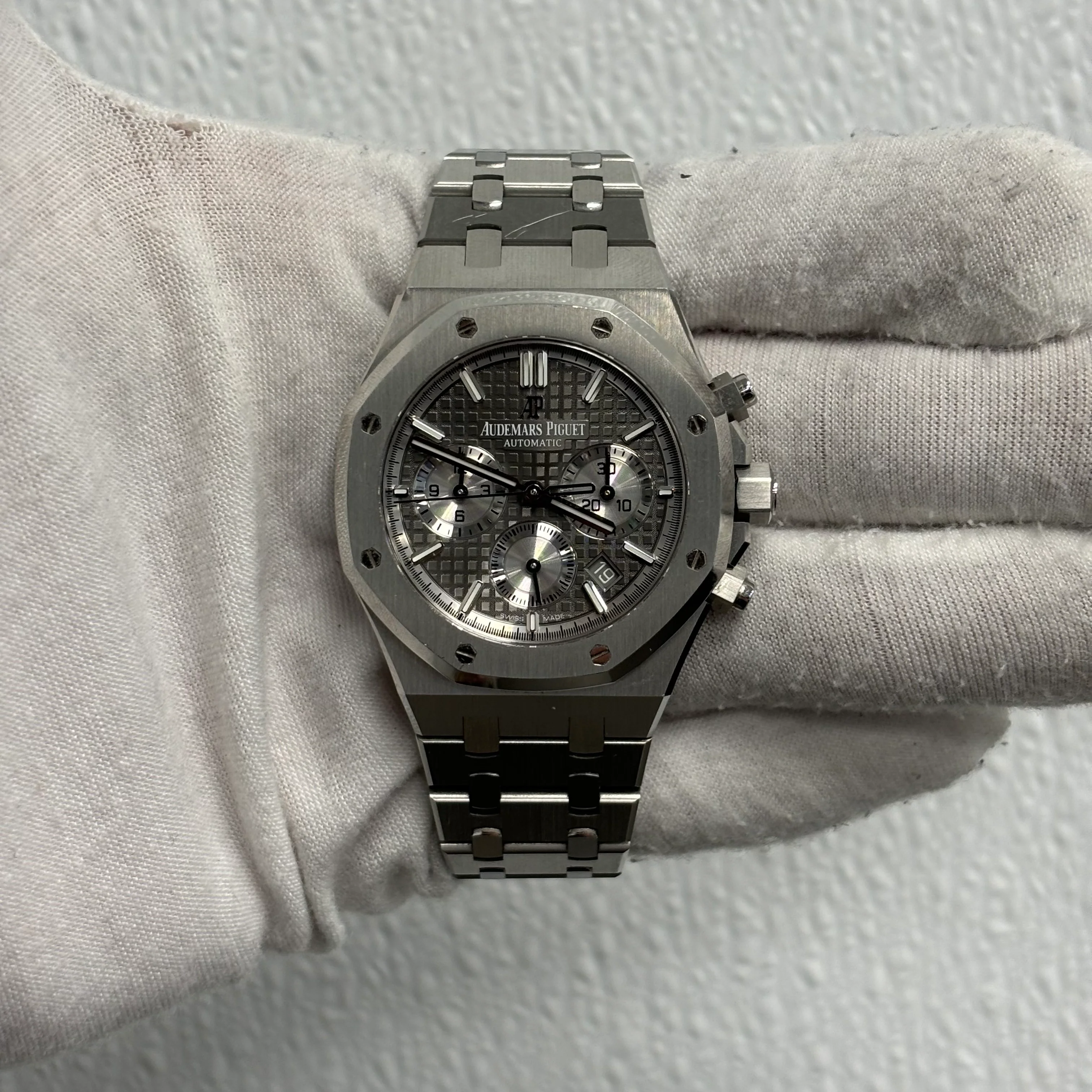 Audemars Piguet Royal Oak Stainless Steel 38mm Grey Chronograph Dial Watch Reference# 26315ST.OO.1256ST.02 - Image 2