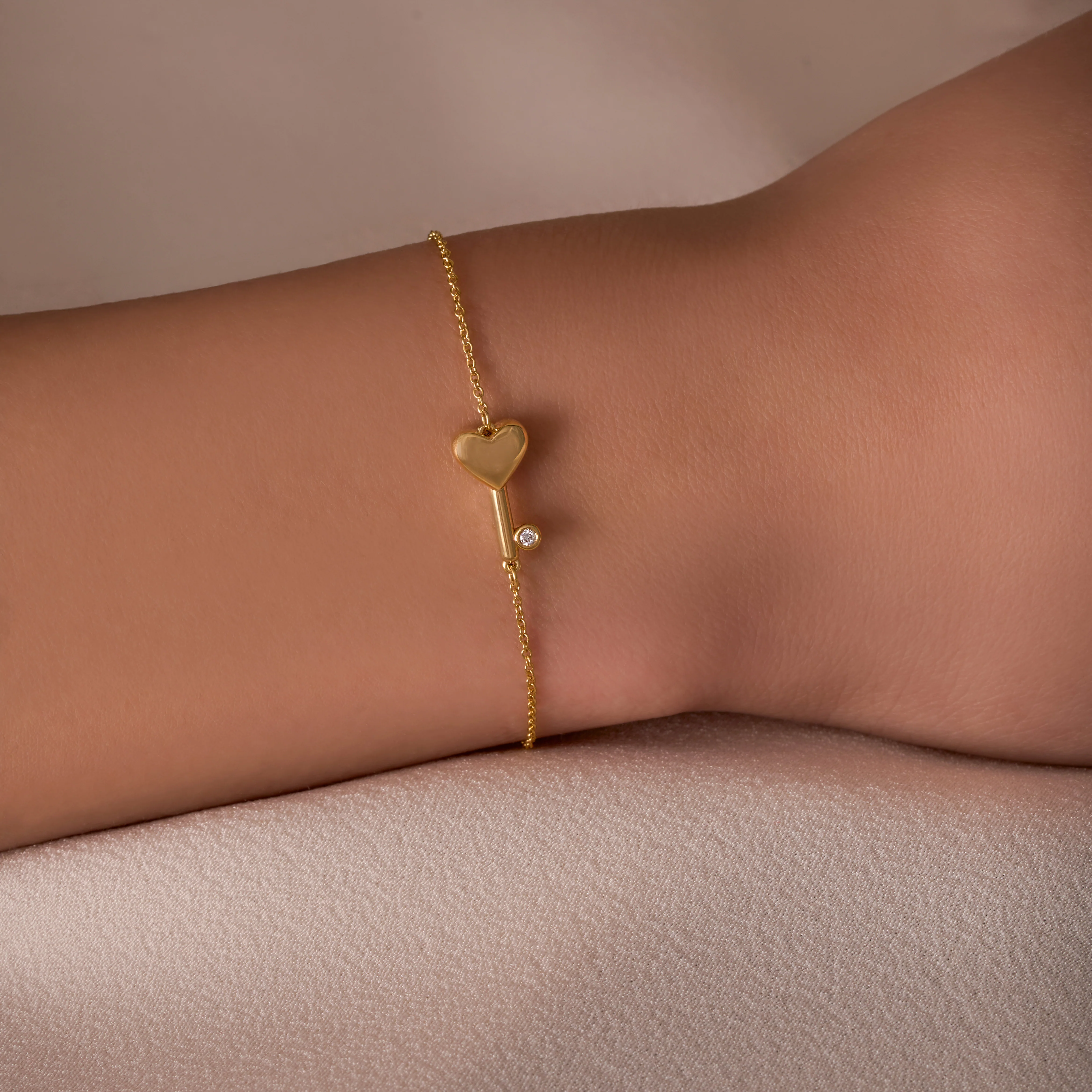 Diamond Bubble Heart Key Bracelet - Image 2