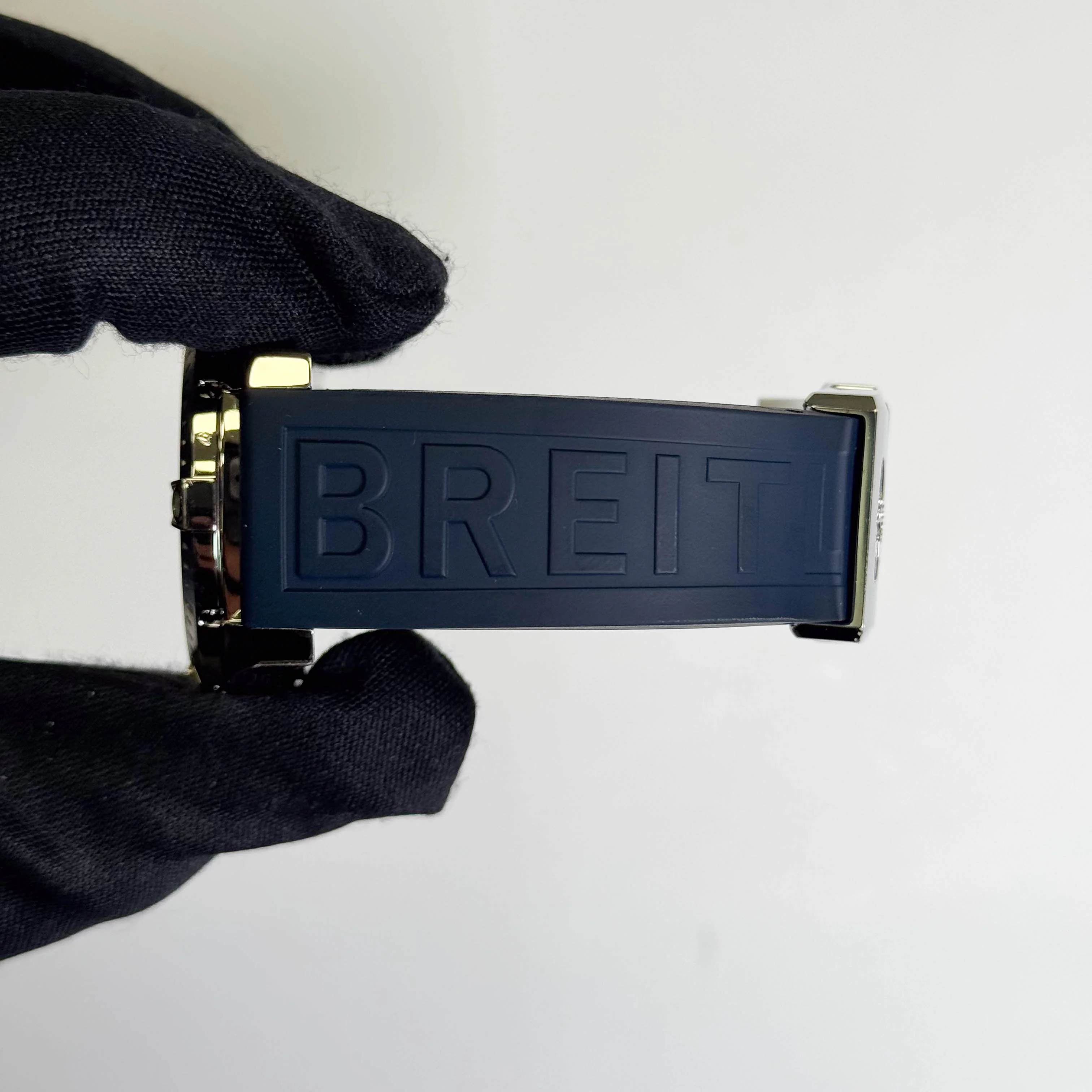Breitling Colt Stainless Steel 41mm Blue Dial Watch Ref# A17313 - Image 5