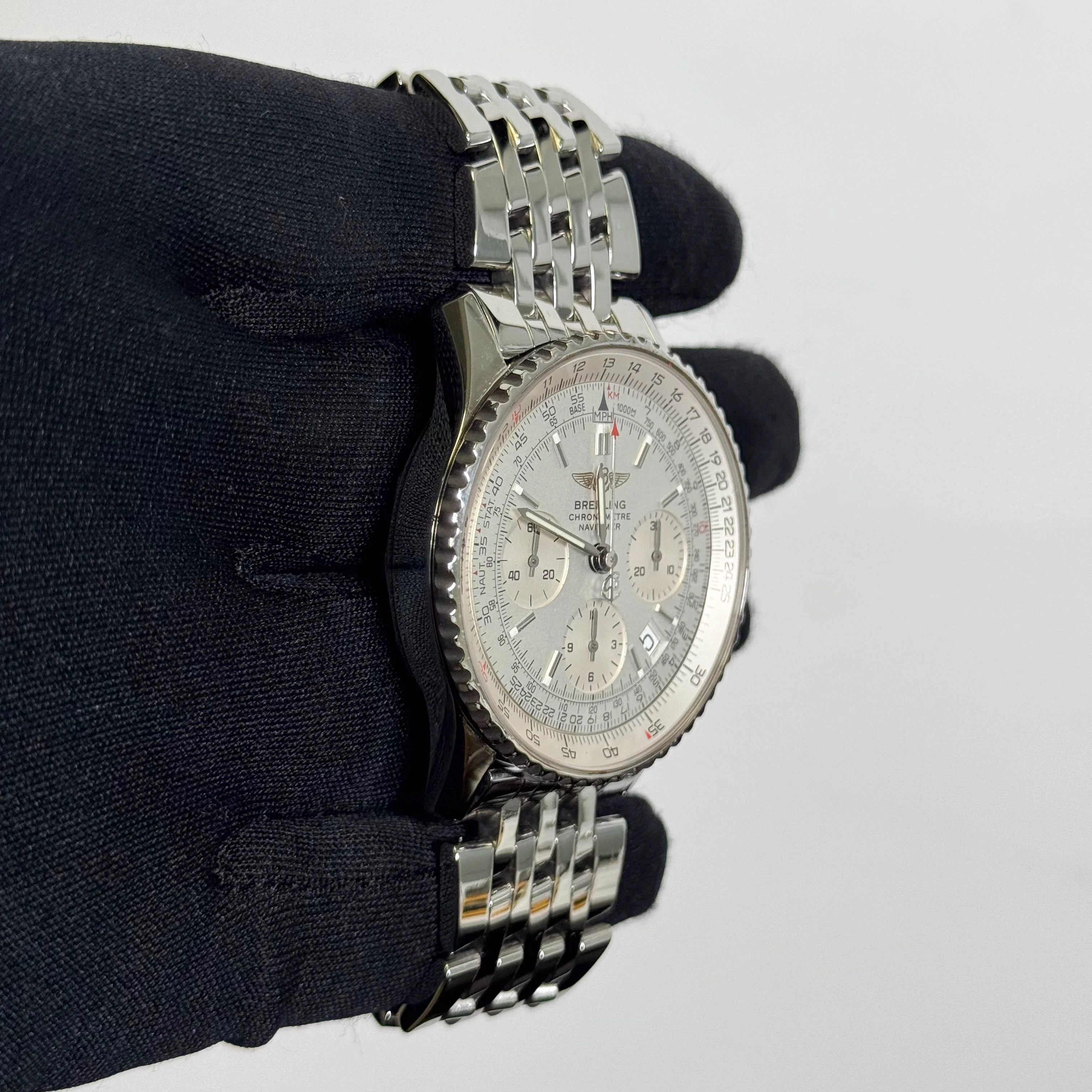 Breitling Navitimer Stainless Steel 42mm Silver Chronograph Dial Watch Ref# A23322 - Image 3