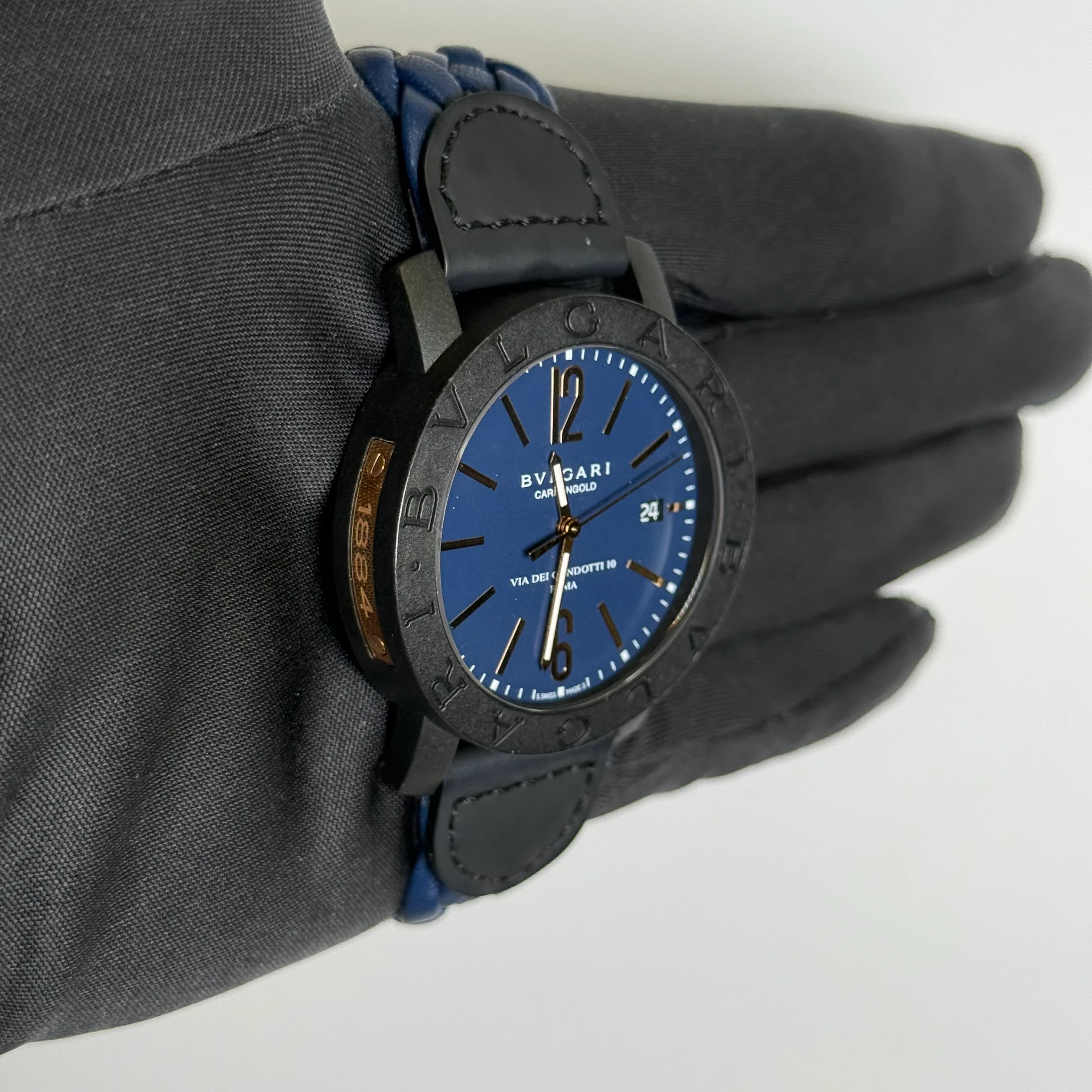 Bvlgari Bulagri 40mm Blue Dial Watch Ref# BB 40 CL - Image 3