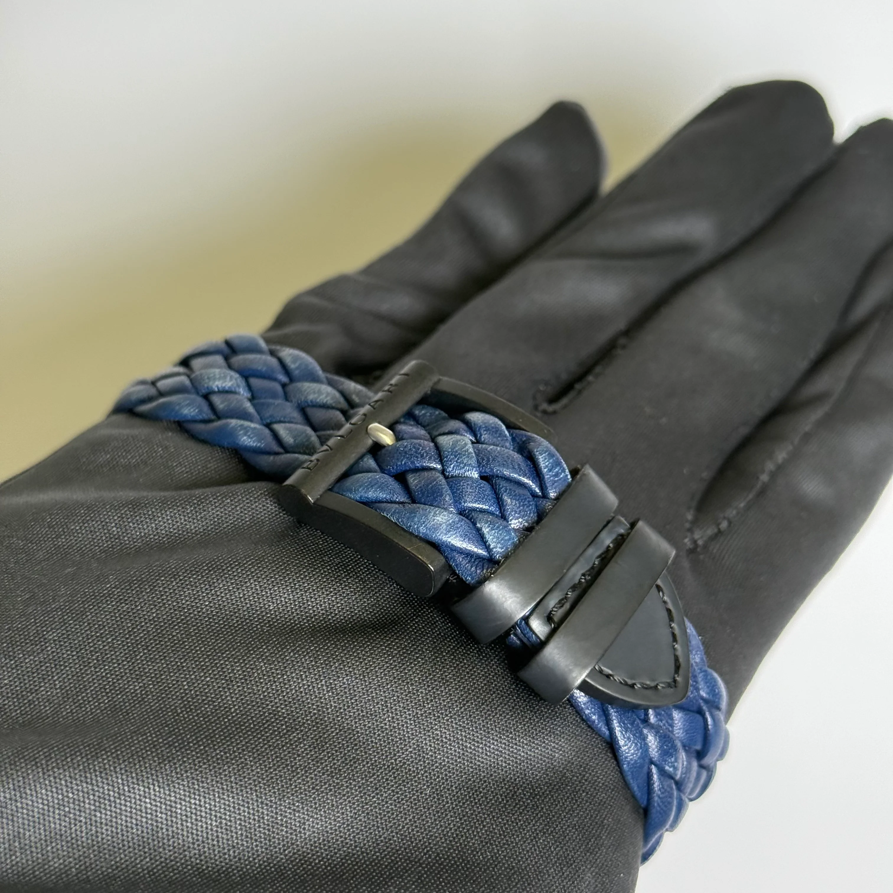 Bvlgari Bulagri 40mm Blue Dial Watch Ref# BB 40 CL - Image 4