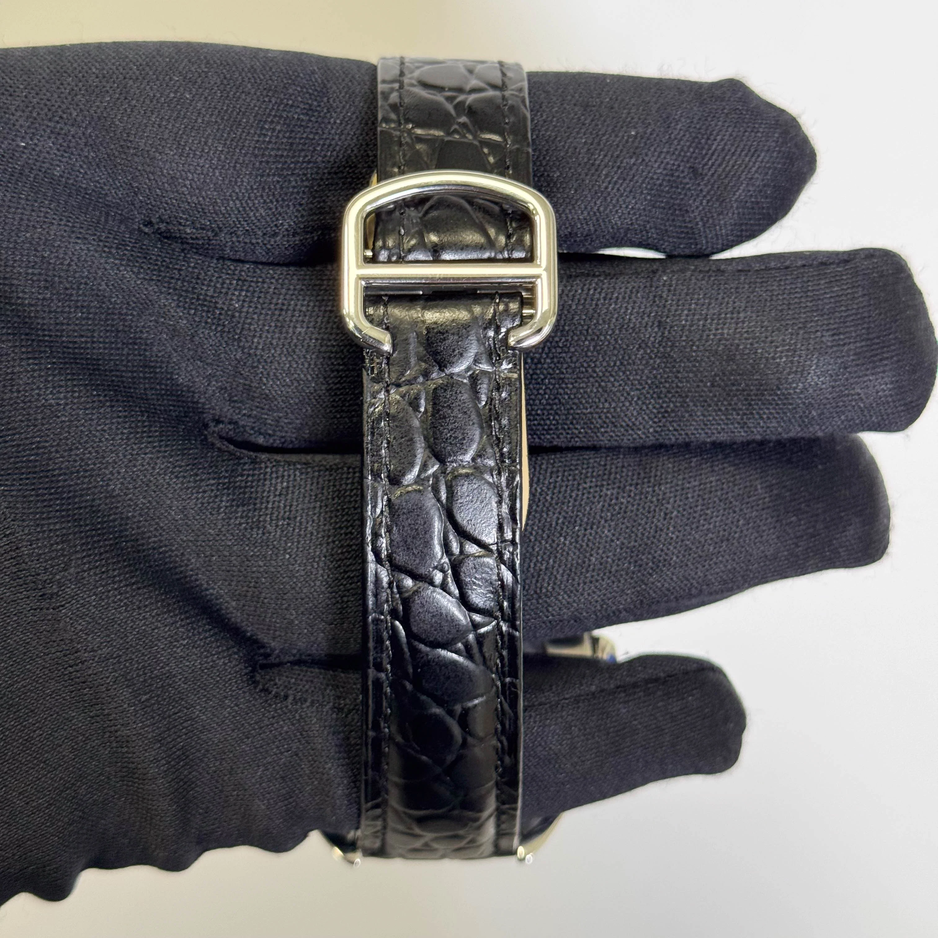 Cartier Cle De 40mm Silver Dial Watch Ref# WSCL0018 - Image 4