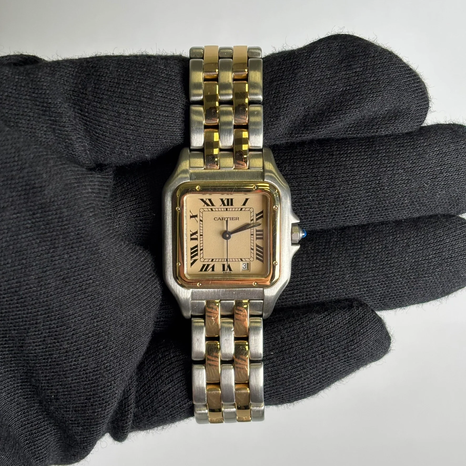 Cartier Panthere 27mm Ivory Roman Dial Watch Ref# W25028B6 - Image 2