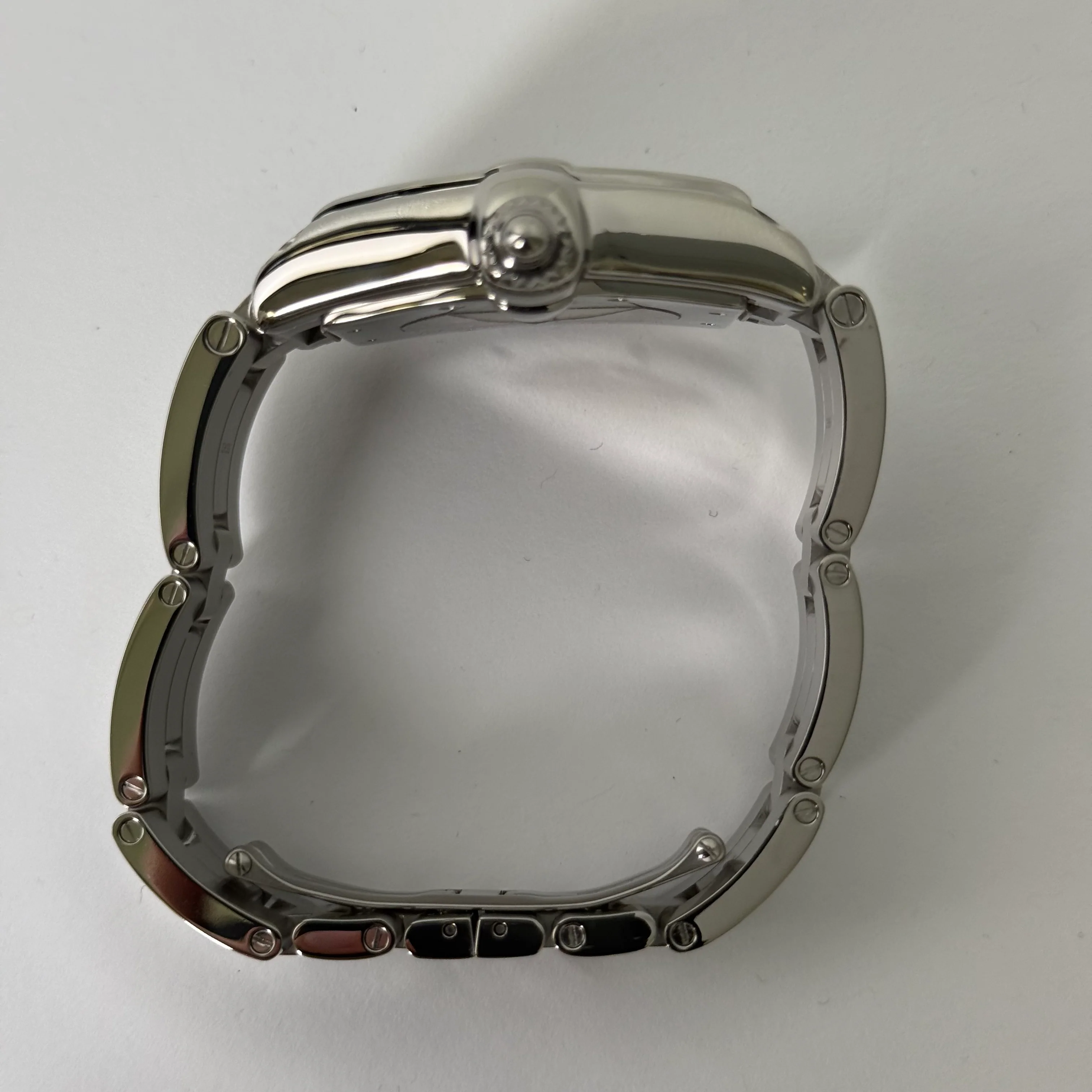 Cartier Roadster 35mm Silver Dial Watch Ref# W62025V3 - Image 5