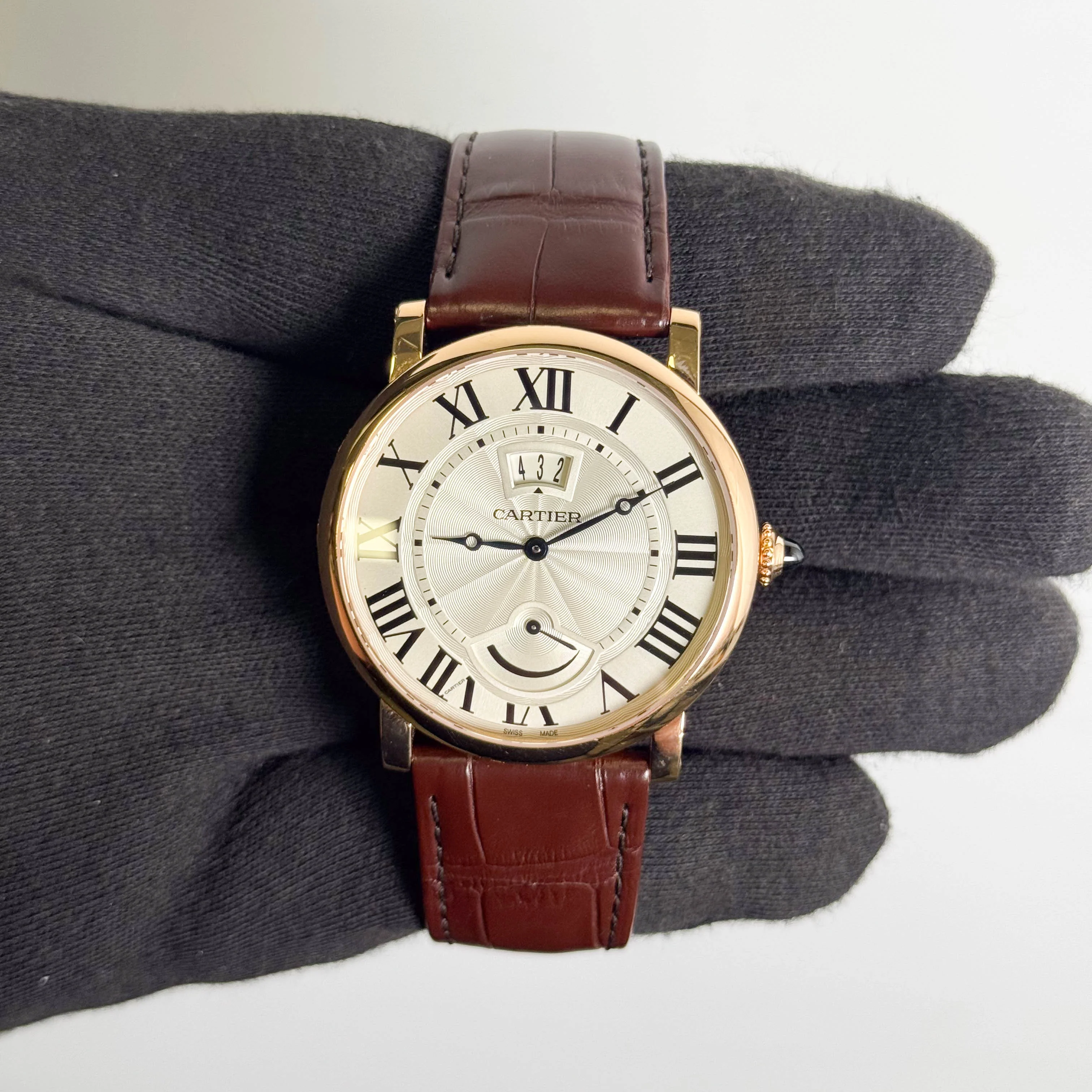 Cartier Rotonde 40mm Silver Dial Watch Ref# W1556252 - Image 2