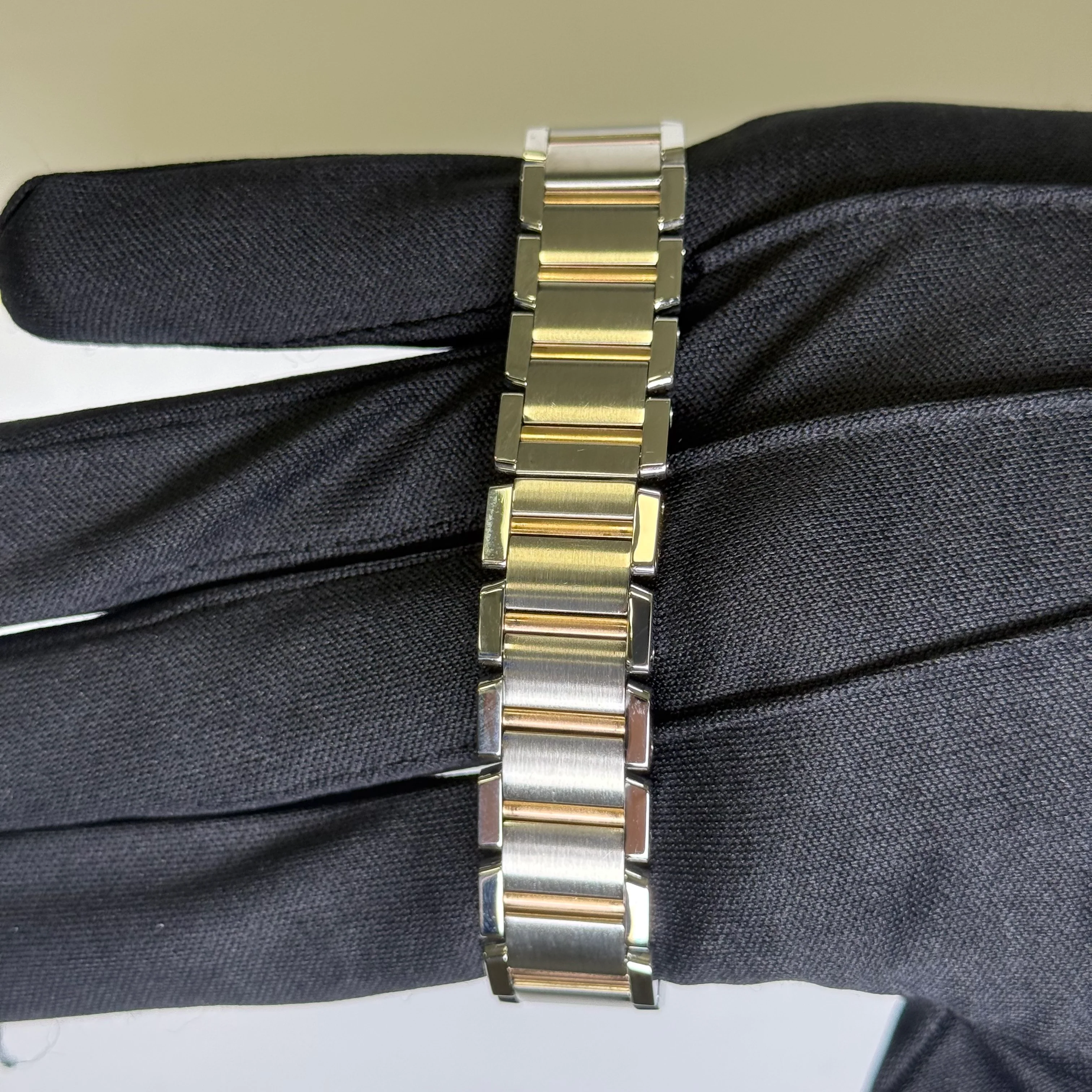 Cartier Tank 20mm Pink Dial Watch Ref# W51027Q4 - Image 4