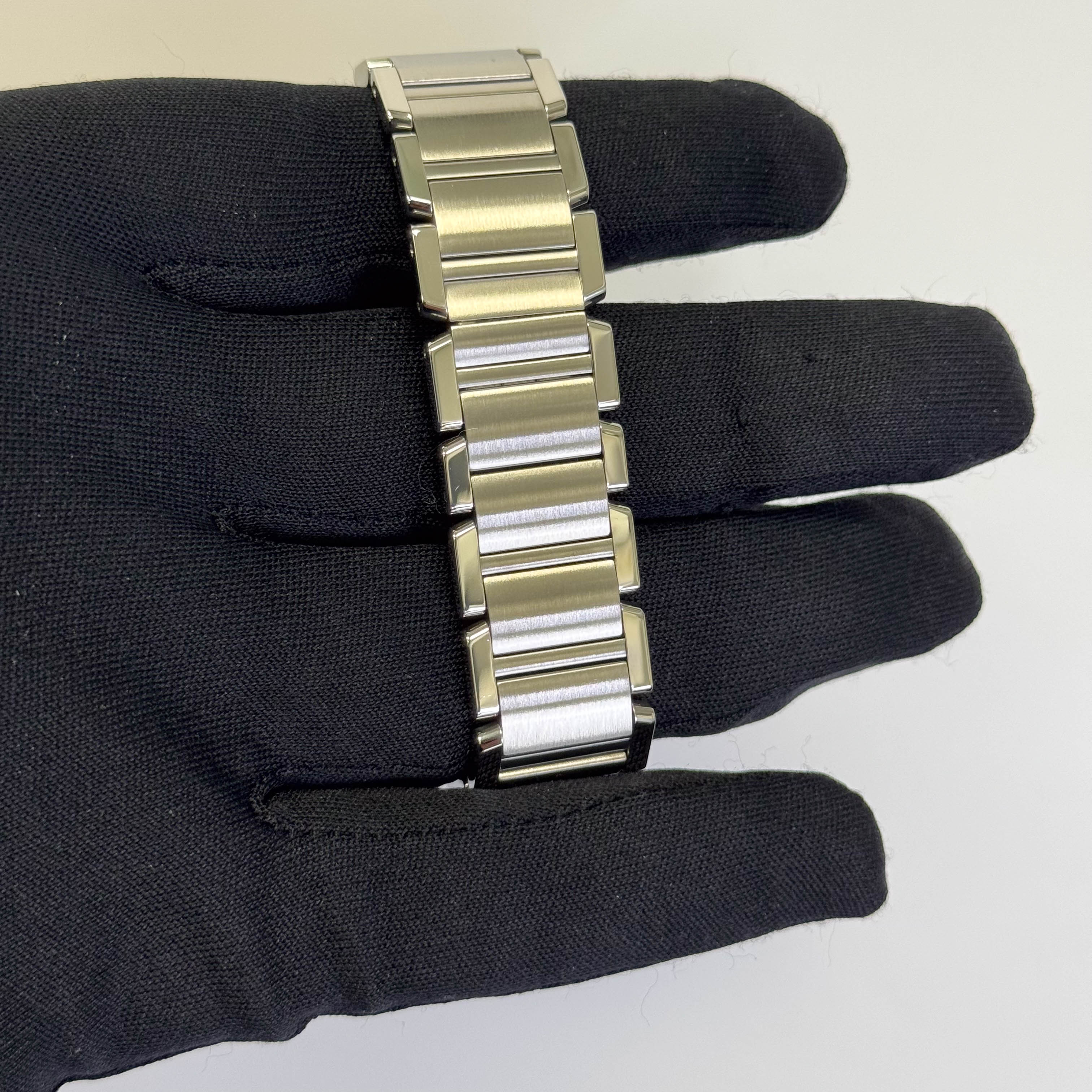 Cartier Tank 25mm White Dial Watch Ref# W51011Q3 - Image 4