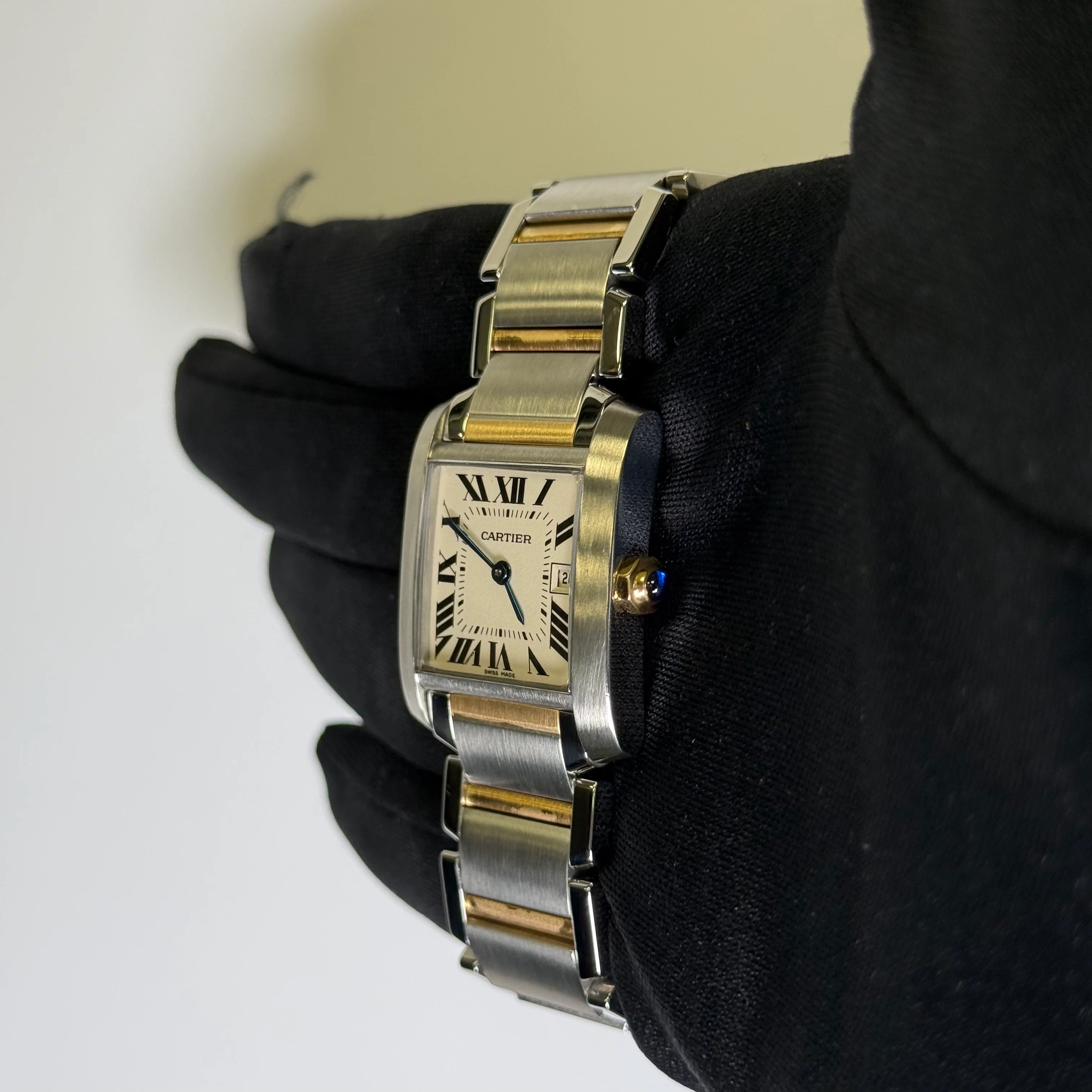 Cartier Tank 25mm White Dial Watch Ref# W51012Q4 - Image 3