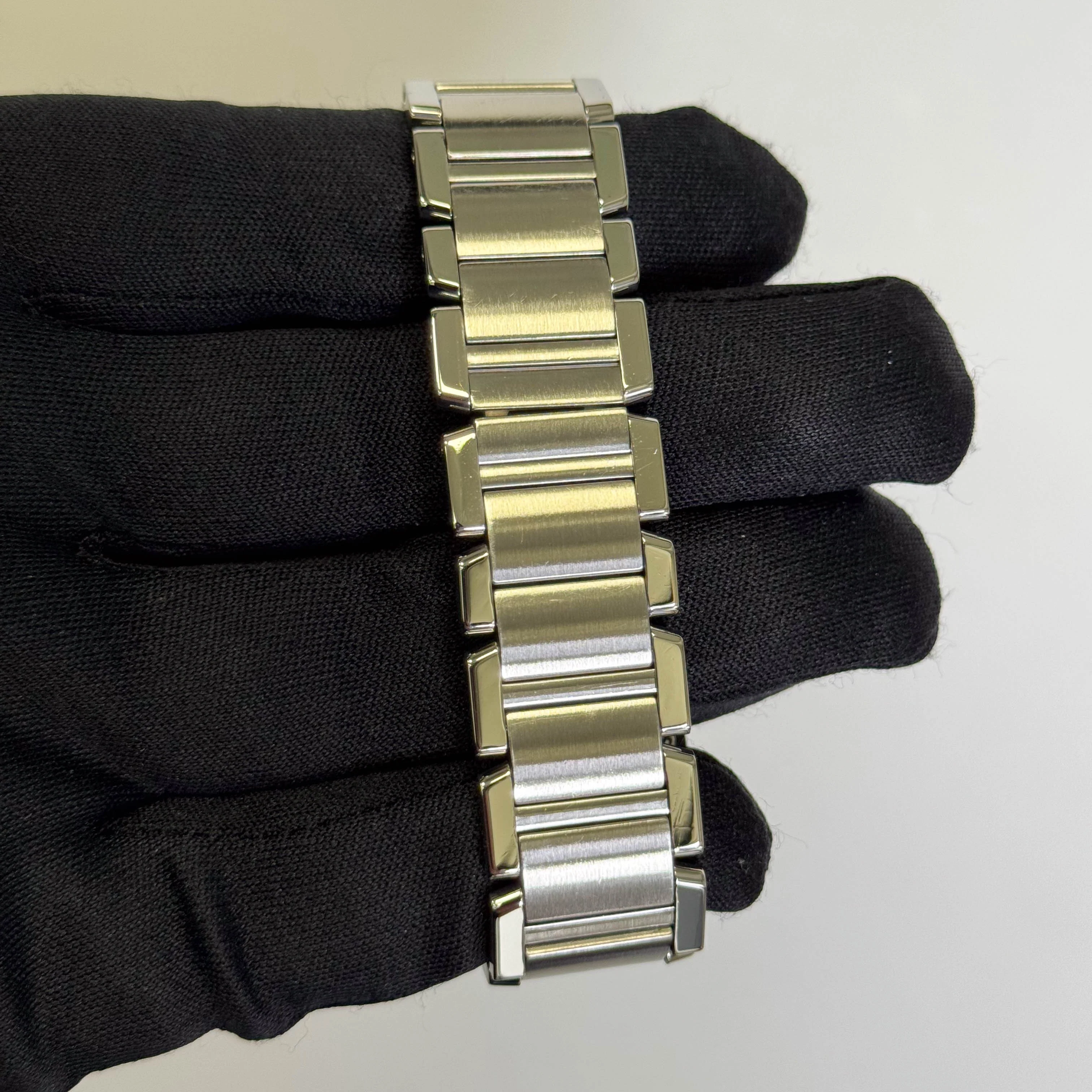 Cartier Tank 28mm White Dial Watch Ref# W51002Q3 - Image 4