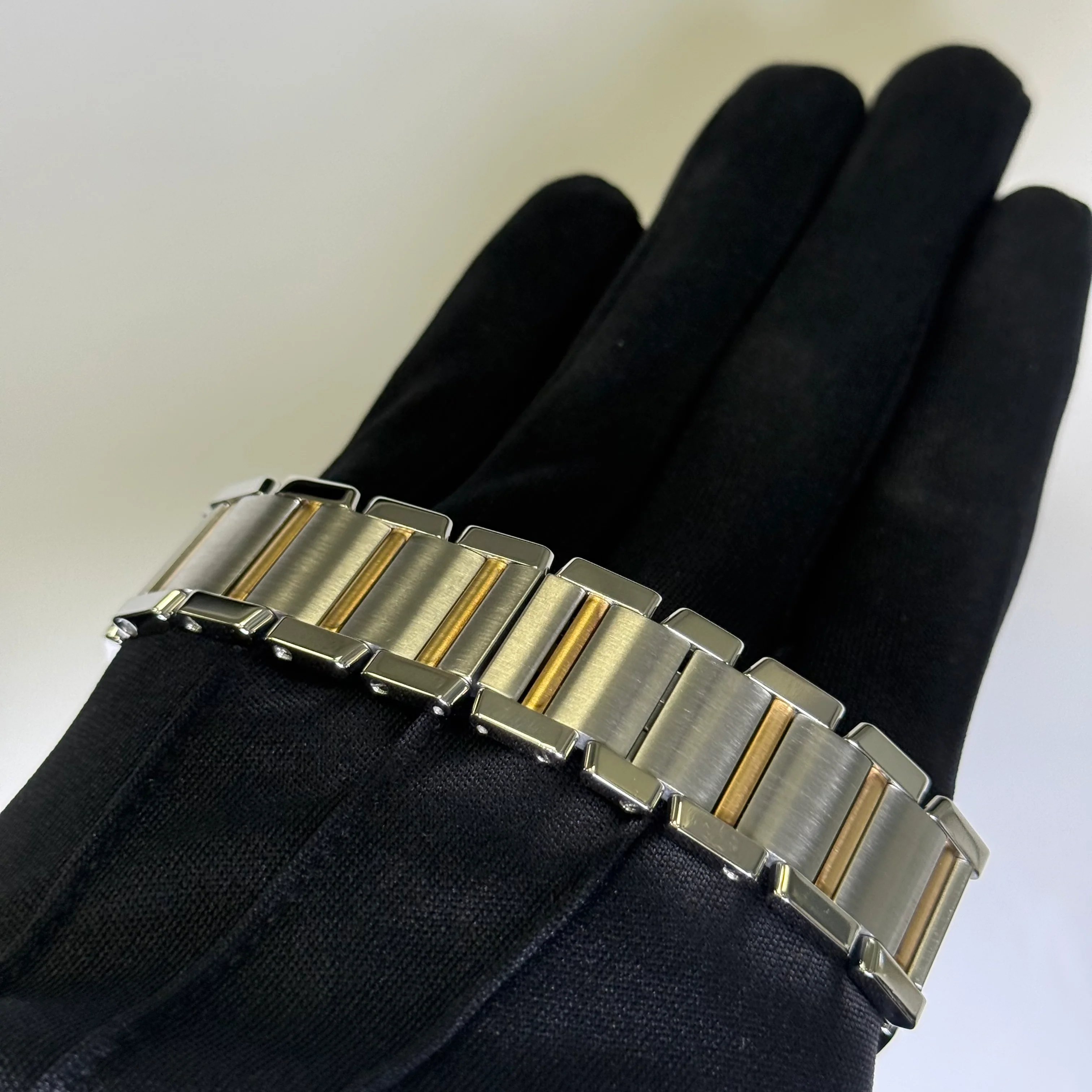 Cartier Tank Francaise 25mm Silver Dial Watch Reference #W51005Q4 - Image 4