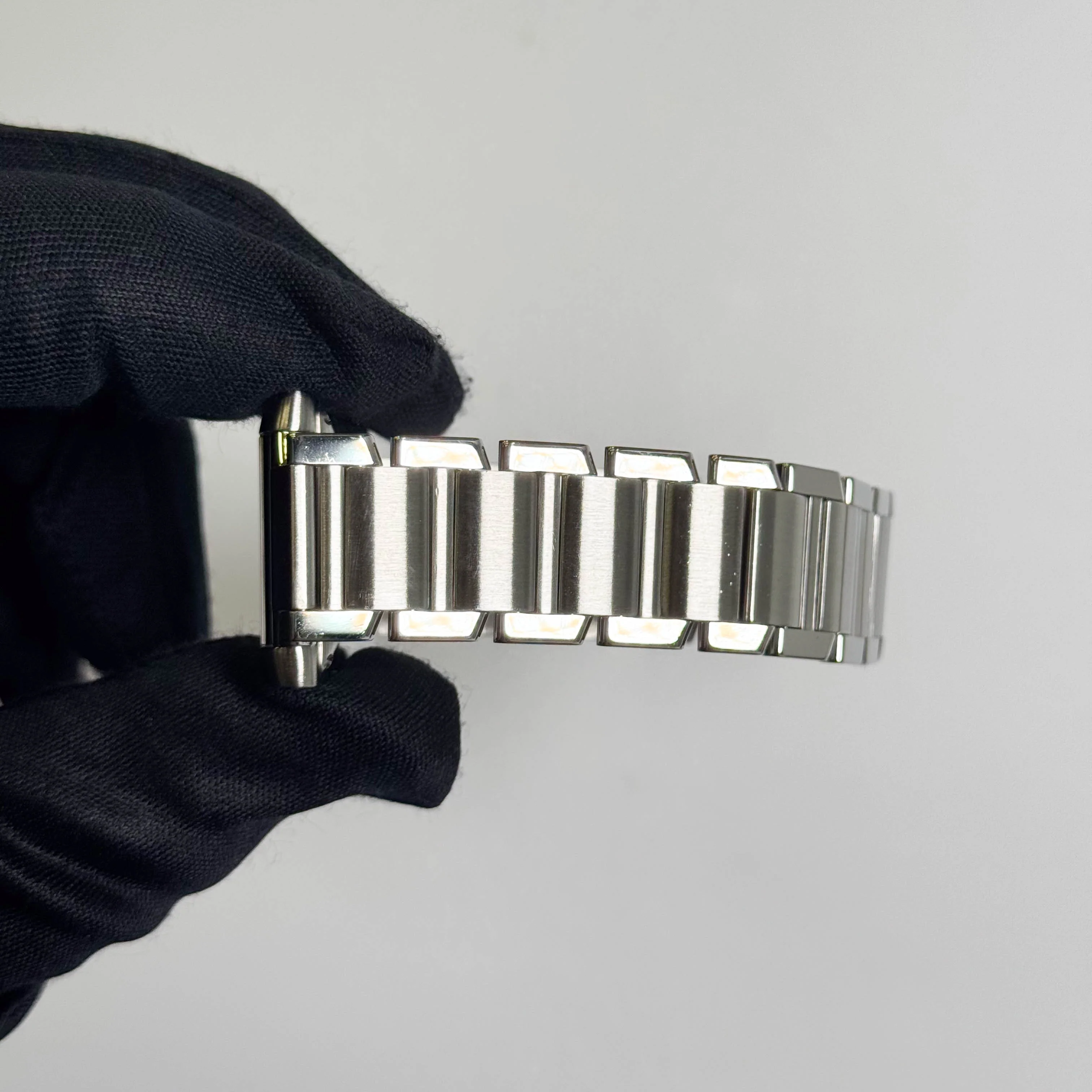 Cartier Tank Française Stainless Steel 28mm White Dial Watch Ref# W51002Q3 - Image 5