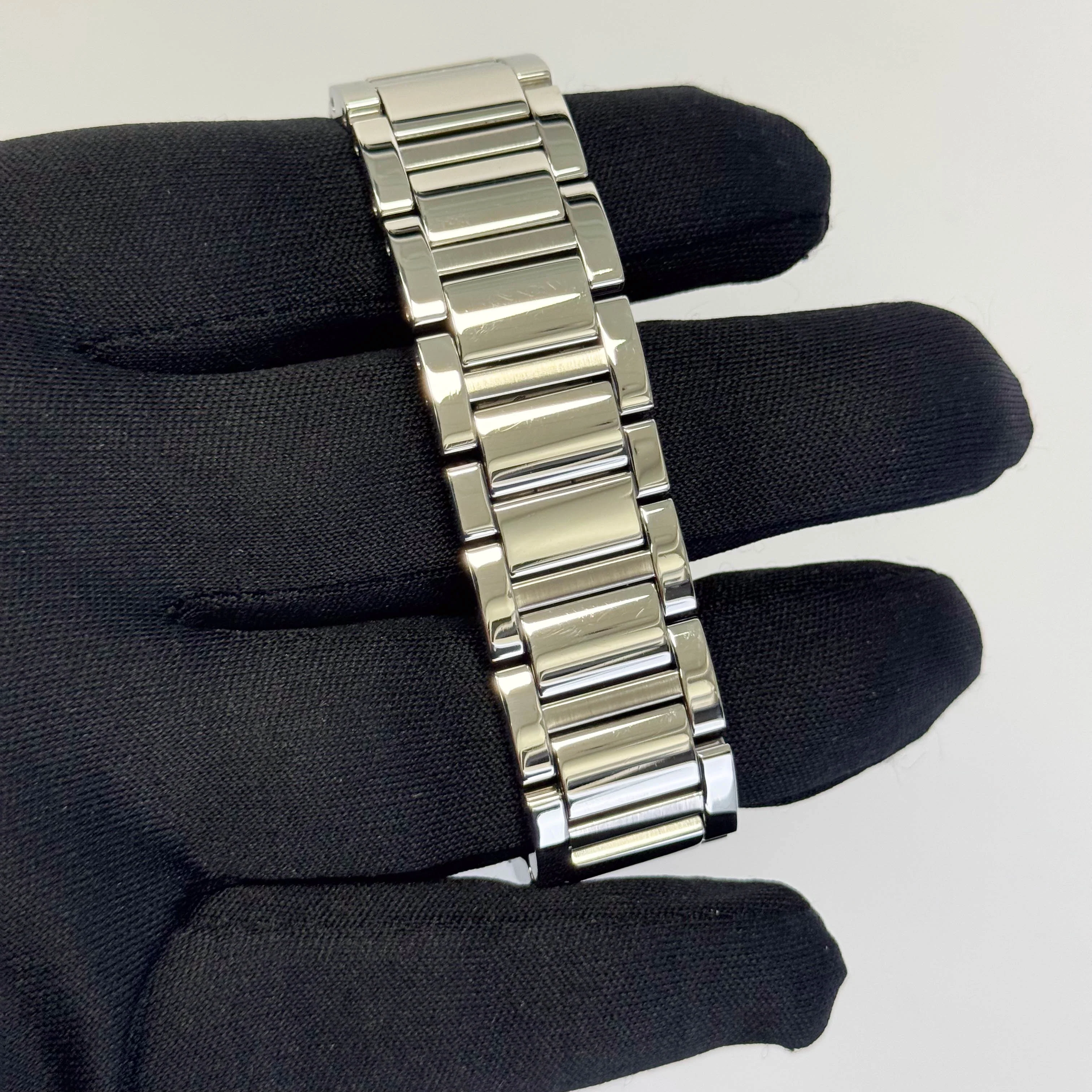 Cartier Tank Must 22mm White Roman Dial Watch Ref# WSTA0107 - Image 4