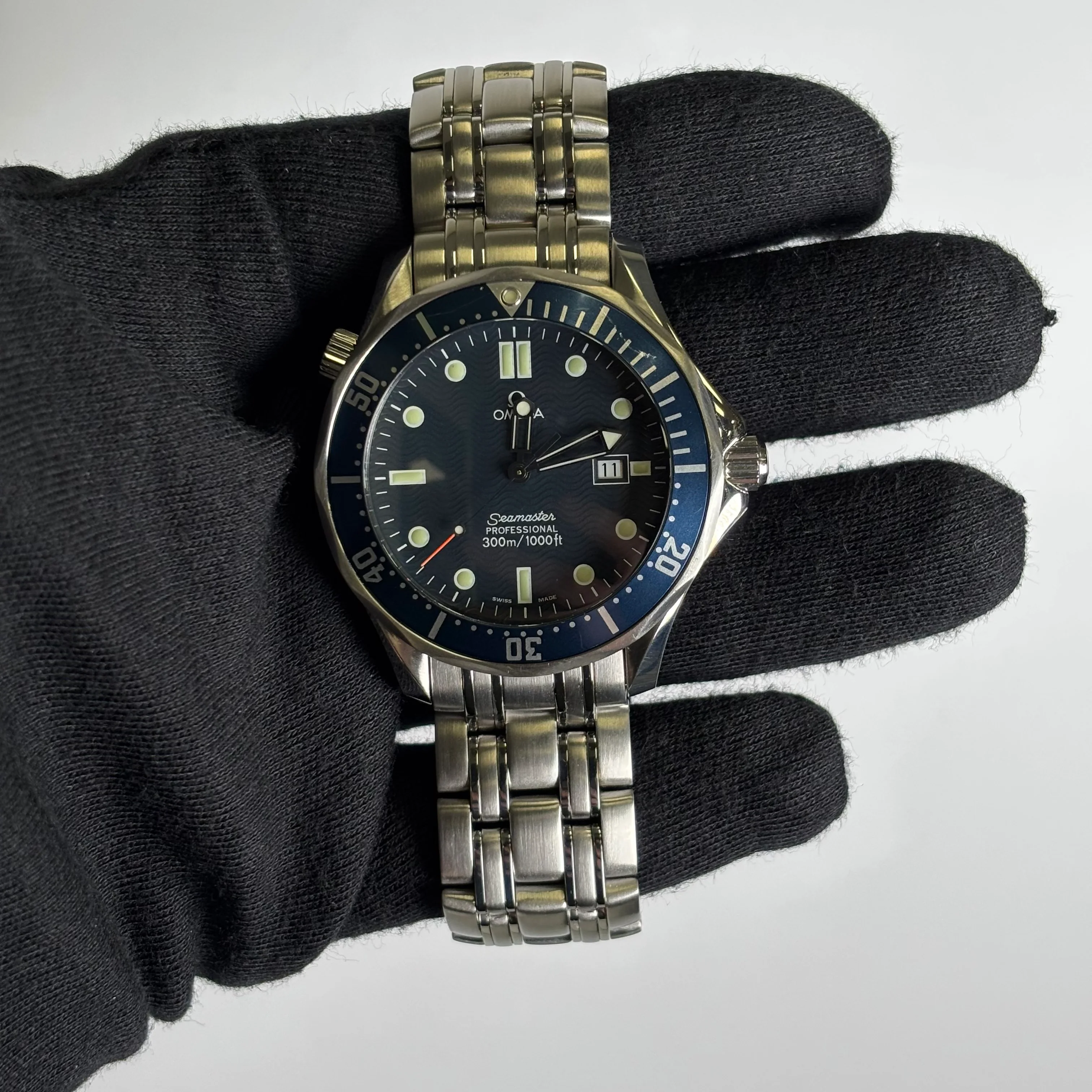 Omega Seamaster 41mm Blue Dial Watch Ref# 2541.80.00 - Image 2