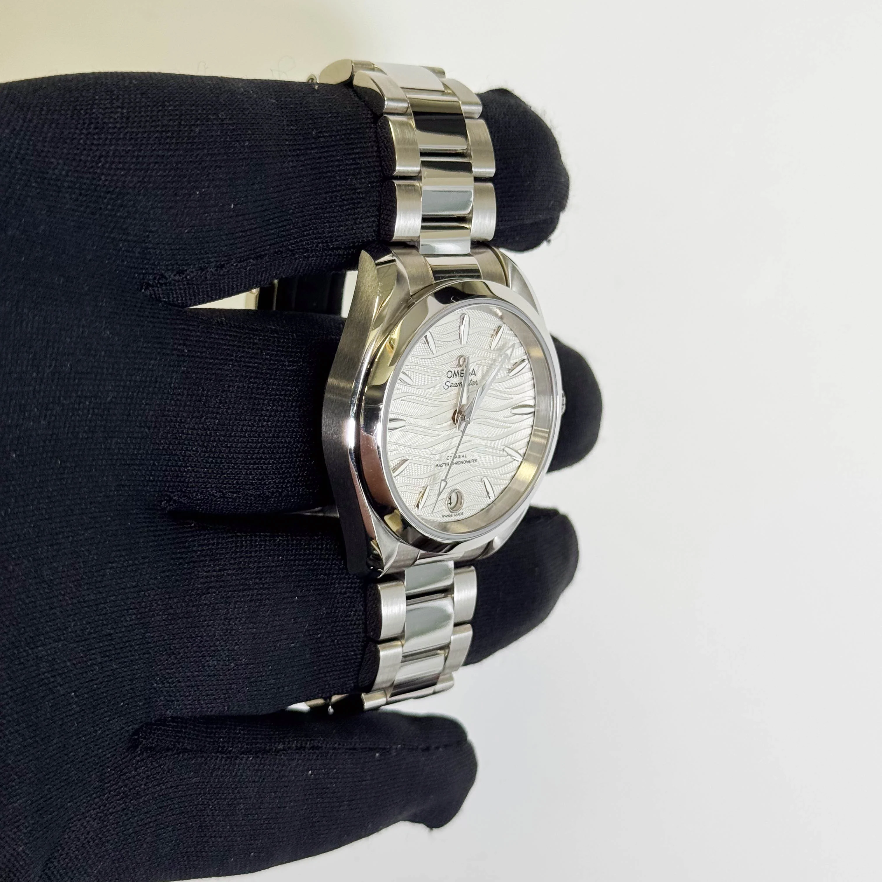 Omega Seamaster Aqua Terra 34mm Silver Dial Watch Ref# 220.10.34.20.02.002 - Image 3