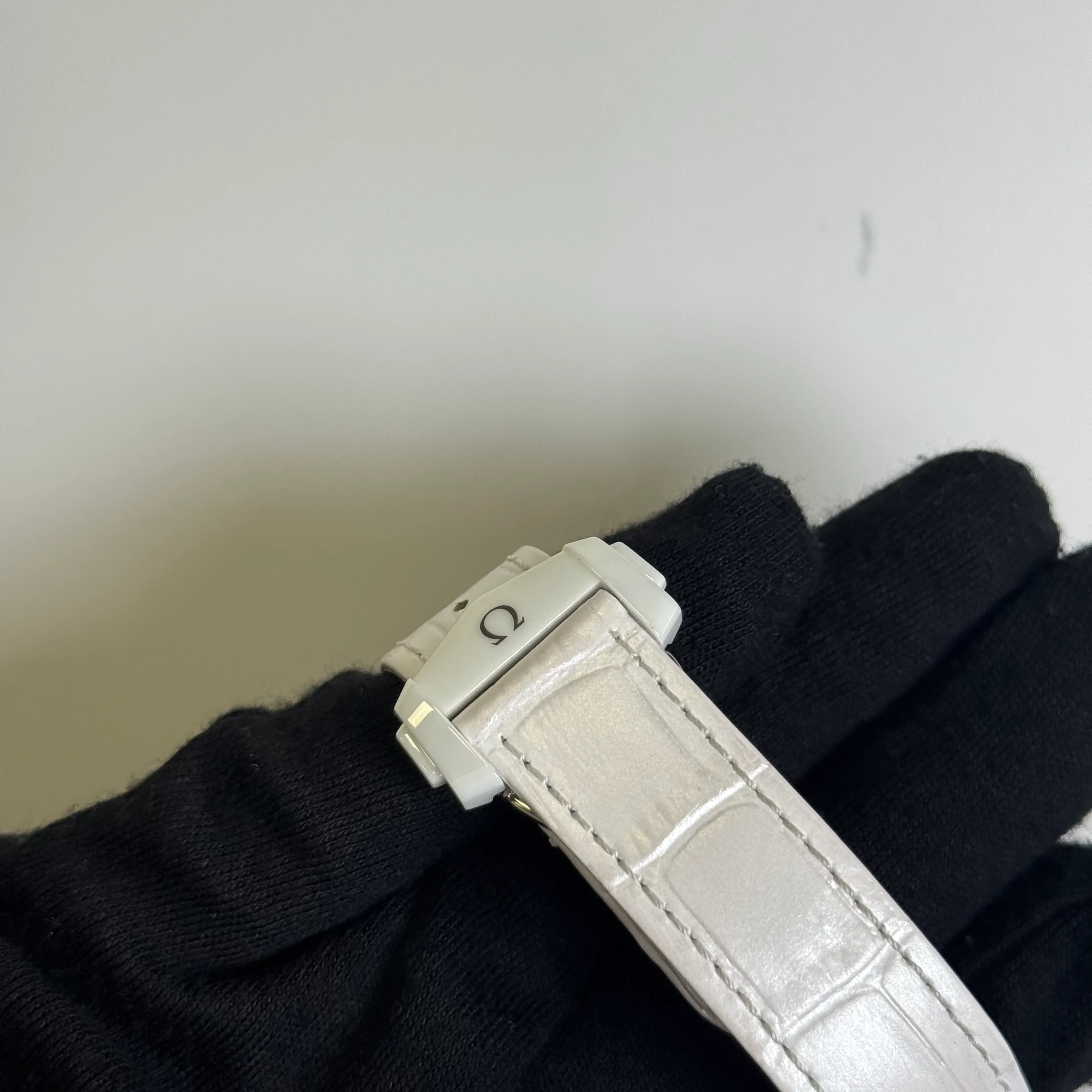 Omega Speedmaster 44.5mm White Dial Ref# 311.93.44.51.04.002 - Image 4