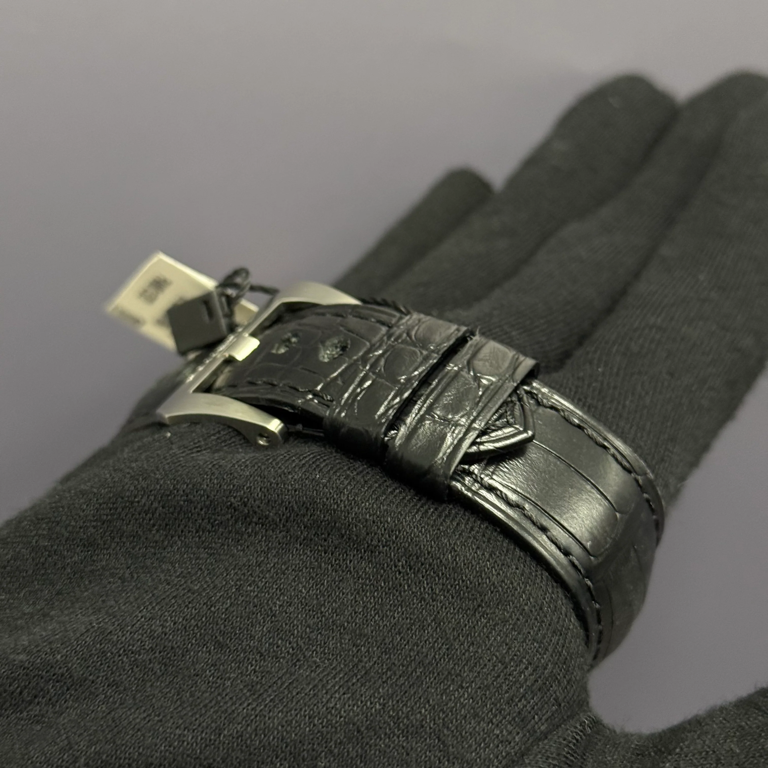 Panerai Luminor 40mm Black Dial Watch Ref# PAM01372 - Image 4