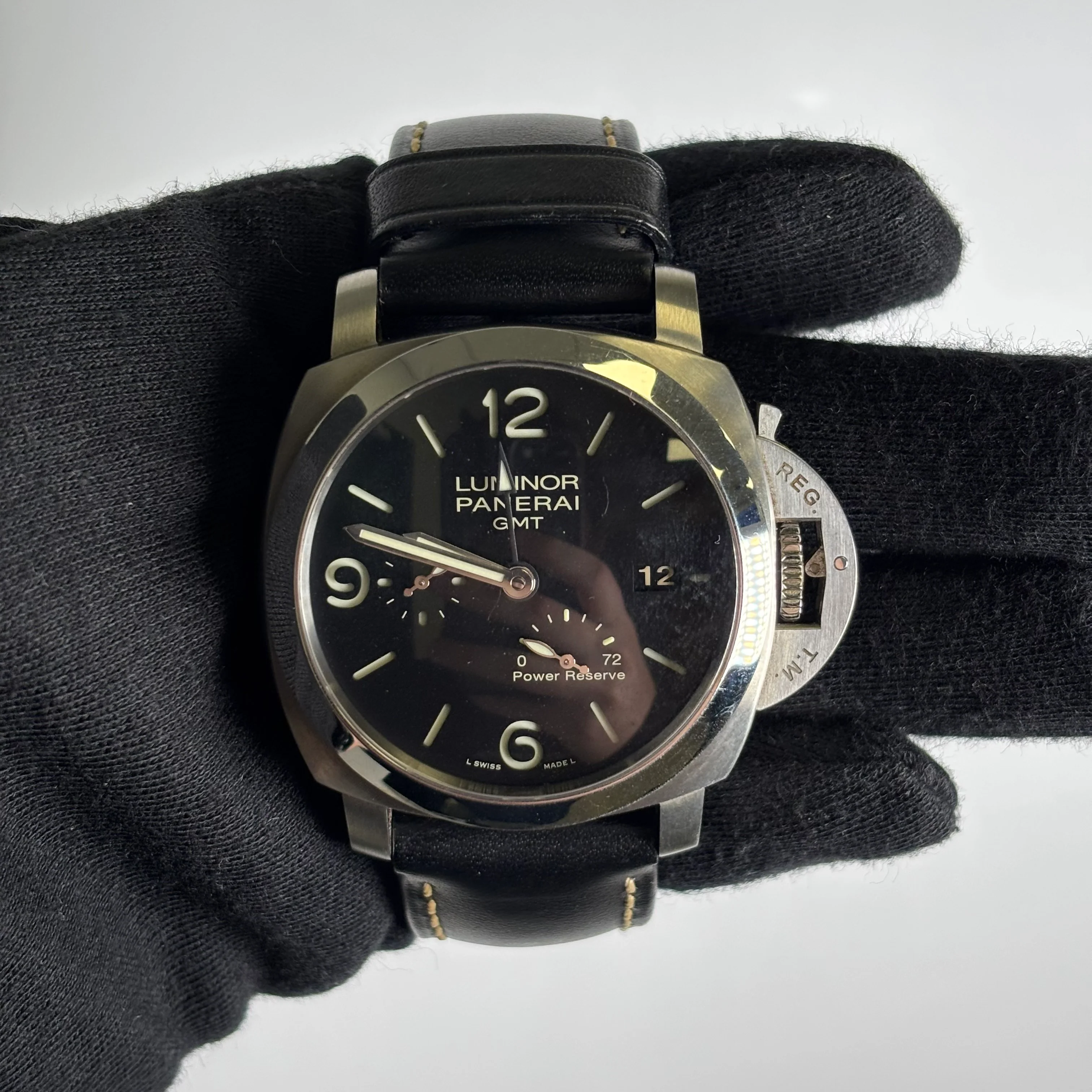 Panerai Luminor 44mm Black Dial Watch Ref# PAM00321 - Image 2