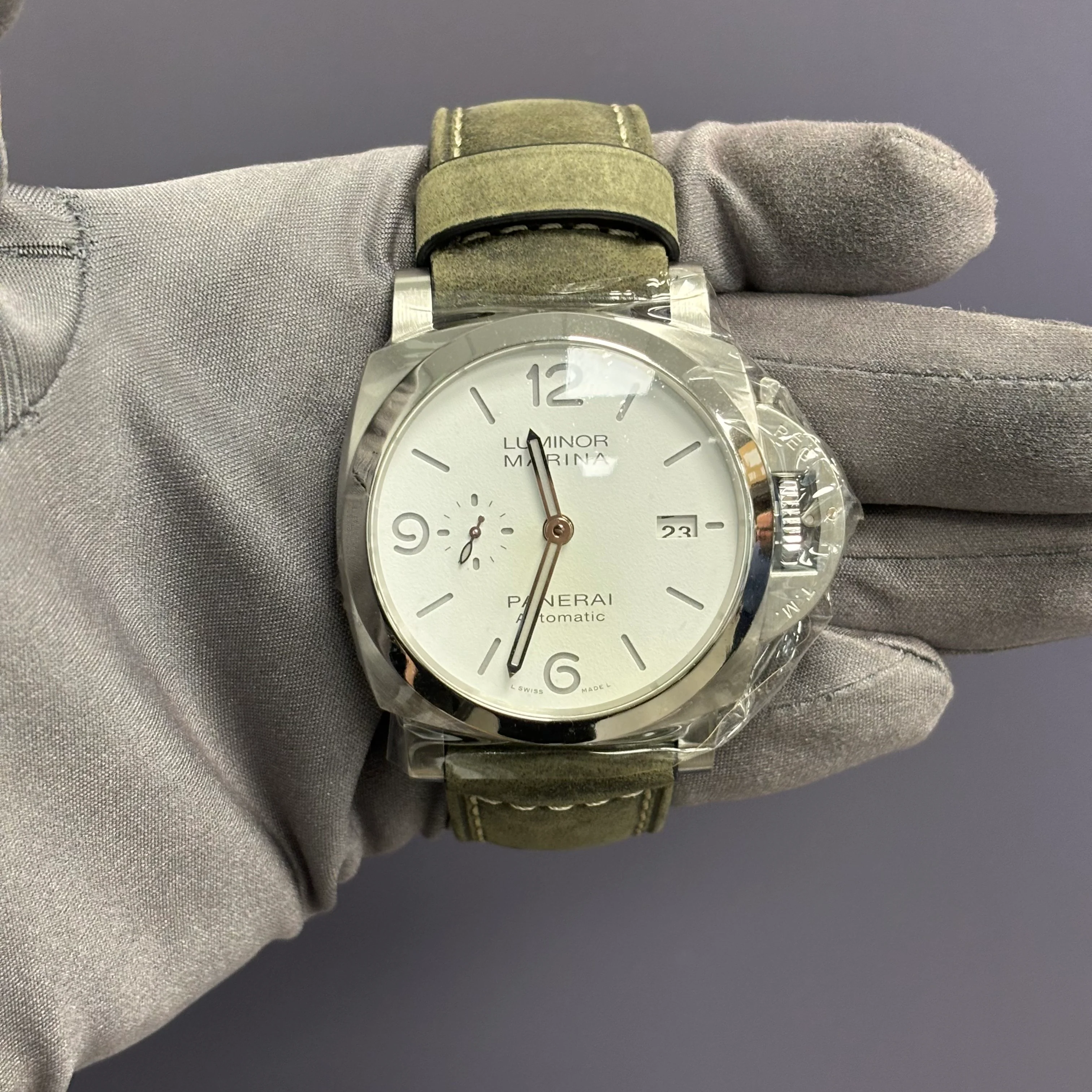 Panerai Luminor 44mm White Dial Watch Ref# PAM01314 - Image 2