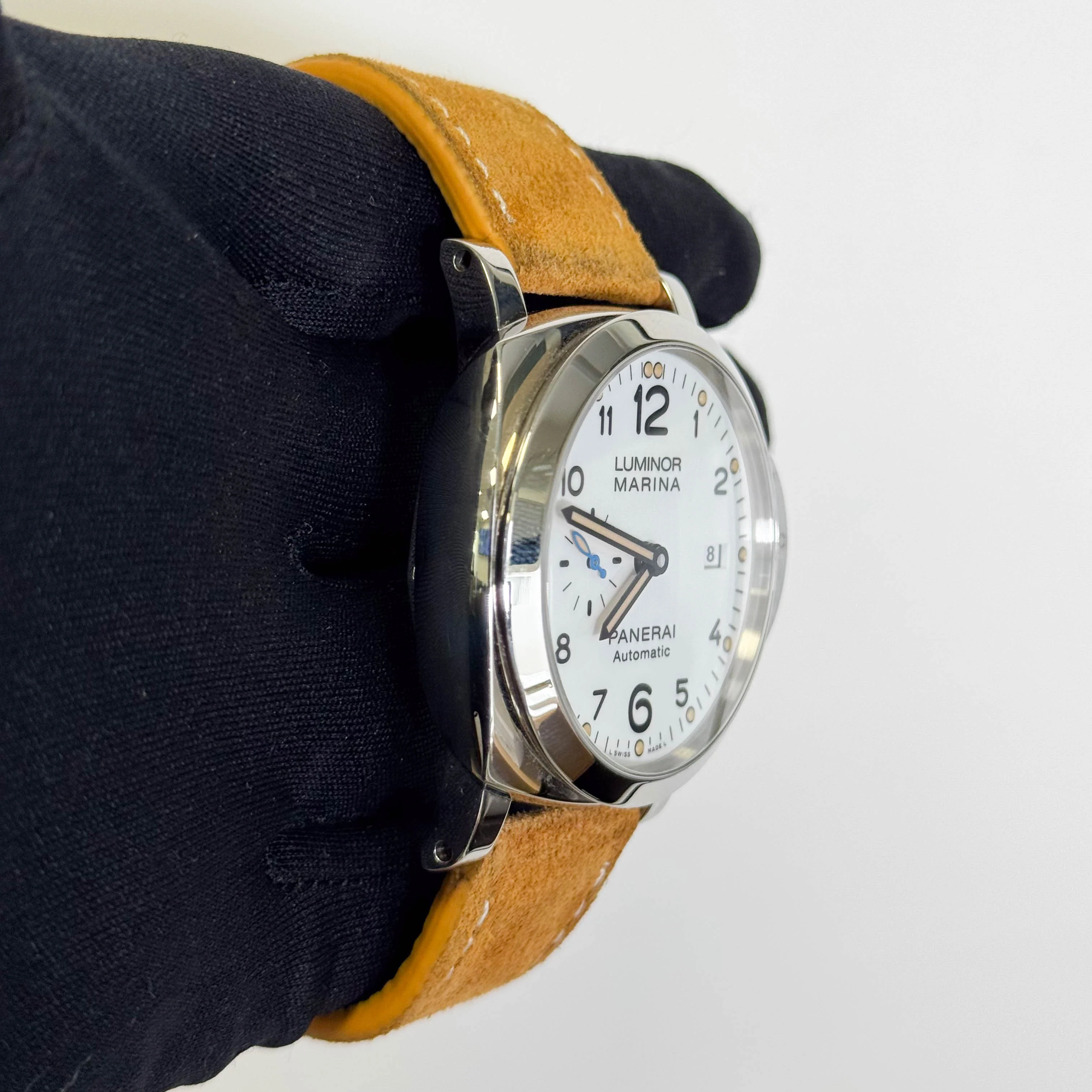 Panerai Luminor Marina 44mm White Dial Watch Ref# PAM01499 - Image 3