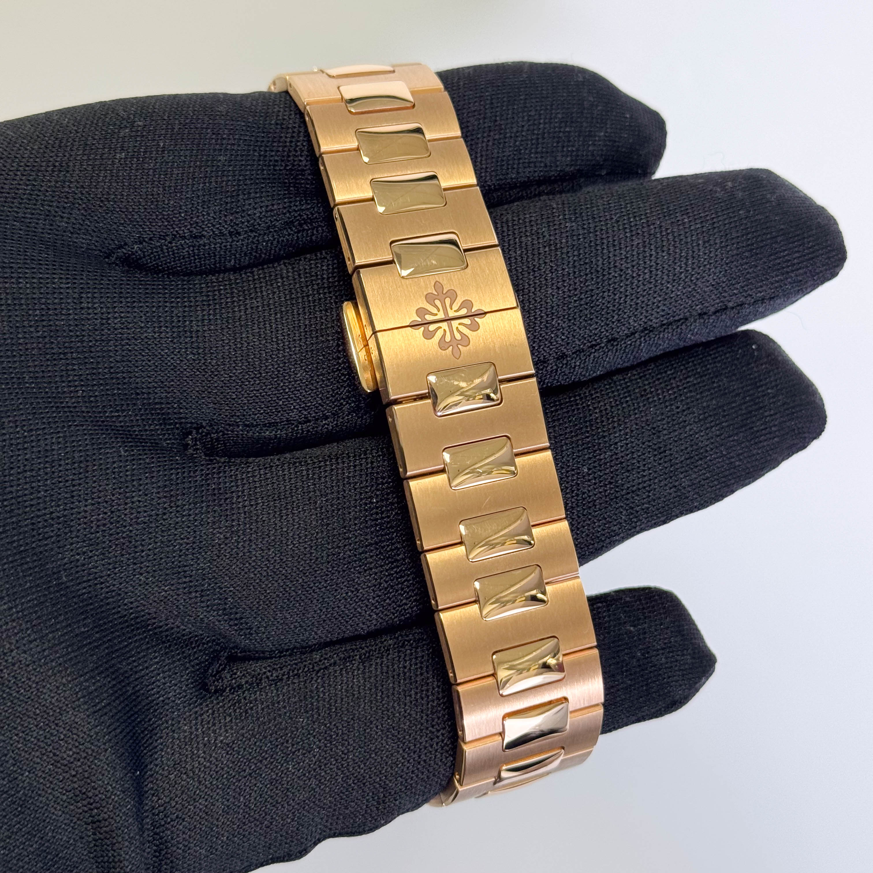 Patek Philippe Cubitus 40mm Brown Dial Watch Ref# 7128/1R-001 - Image 4