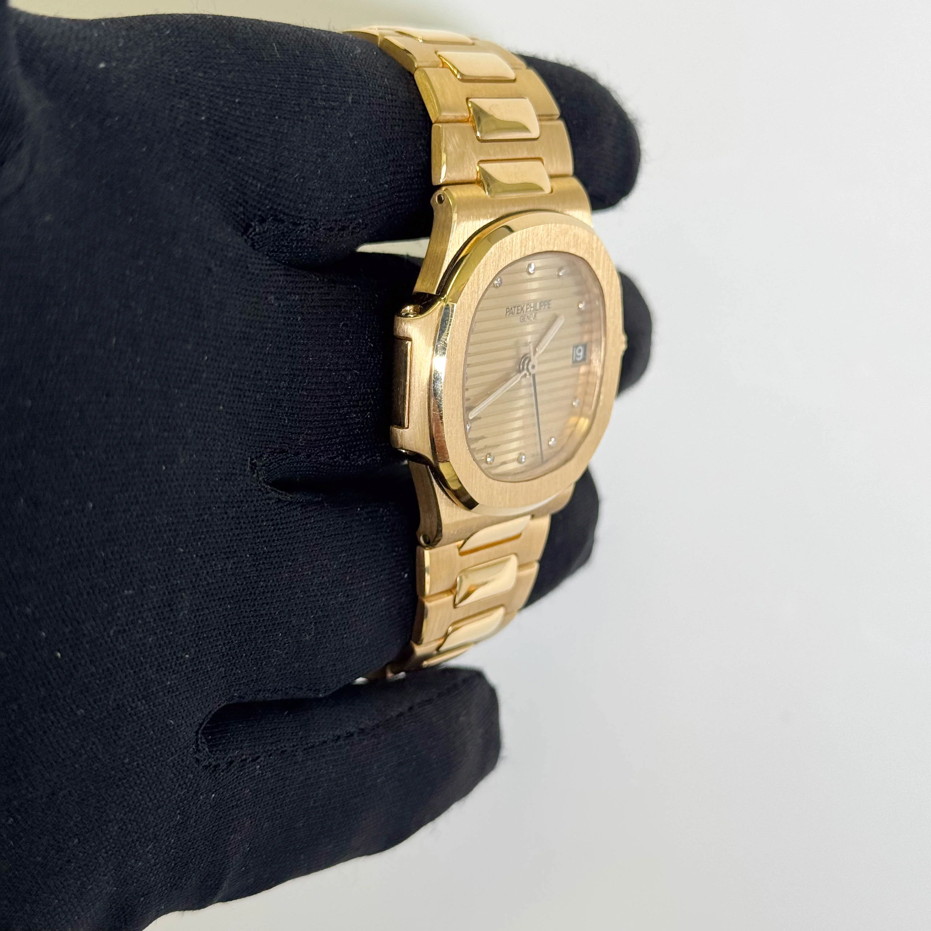 Patek Philippe Nautilus 38mm Champagne Dial Watch Ref# 3800/1J - Image 3