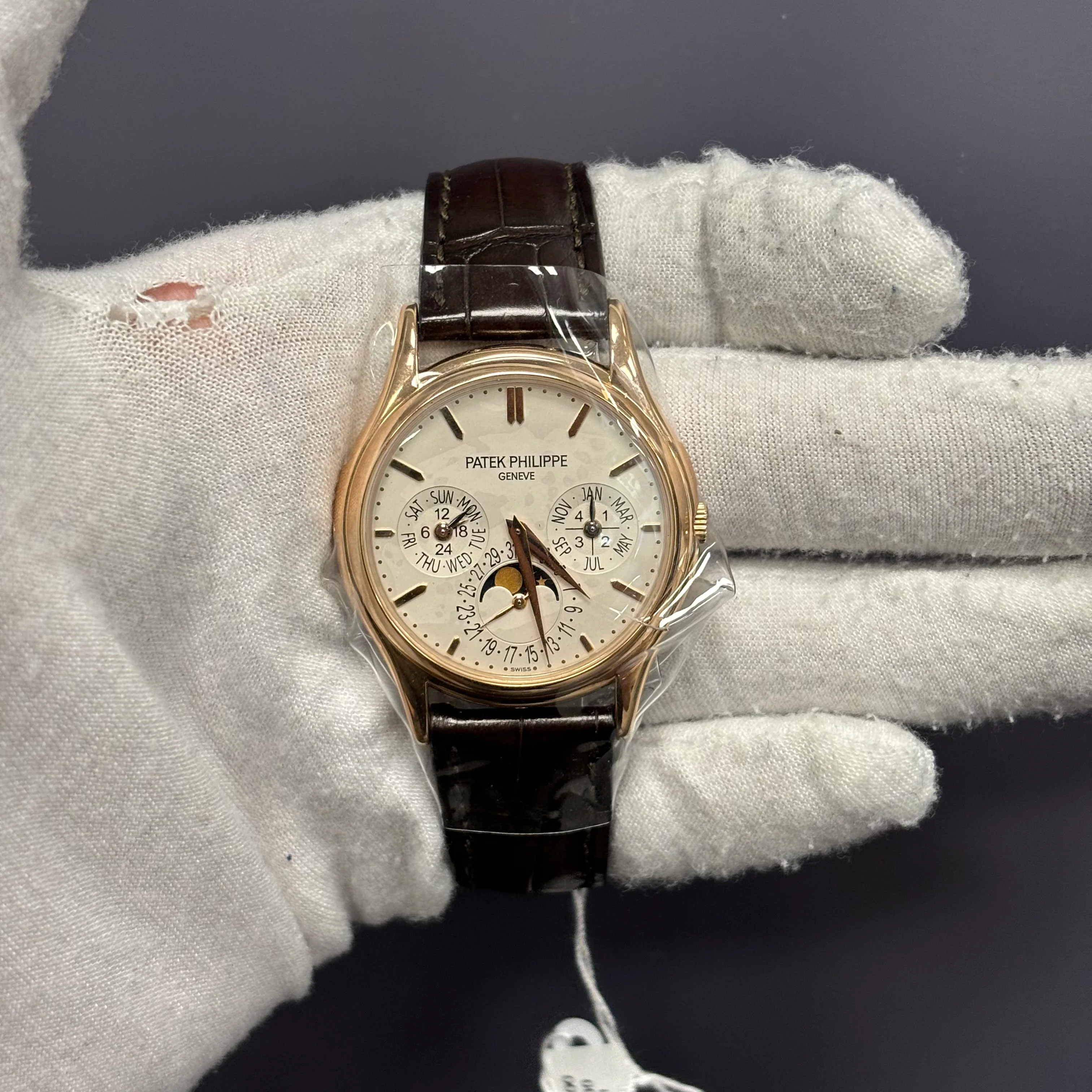 Patek Philippe Perpetual Calendar 37mm White Dial Watch Ref# 5140R-011 - Image 2