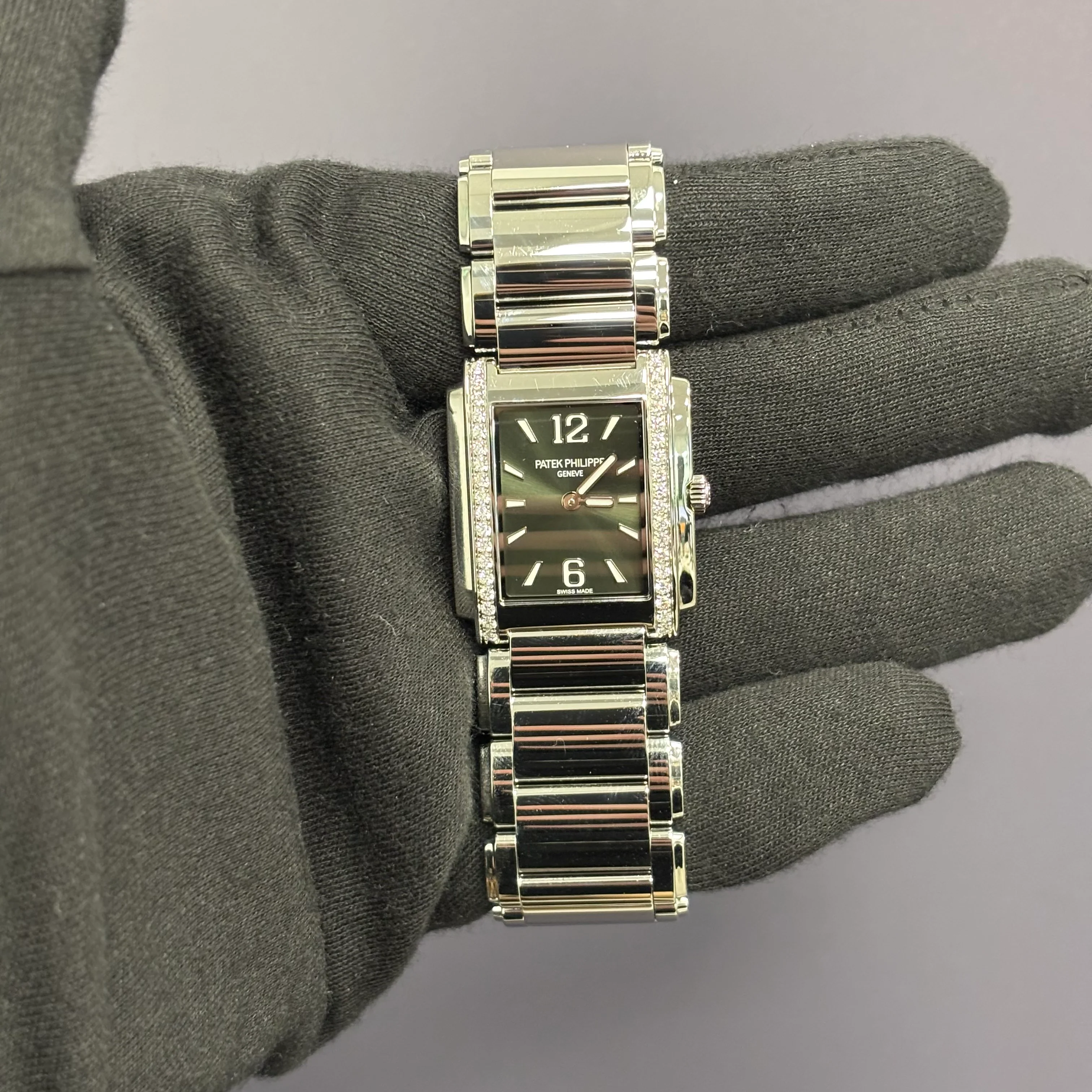 Patek Philippe Twenty-4 25mm Green Dial Watch Ref# 4910/1200A-011 - Image 2