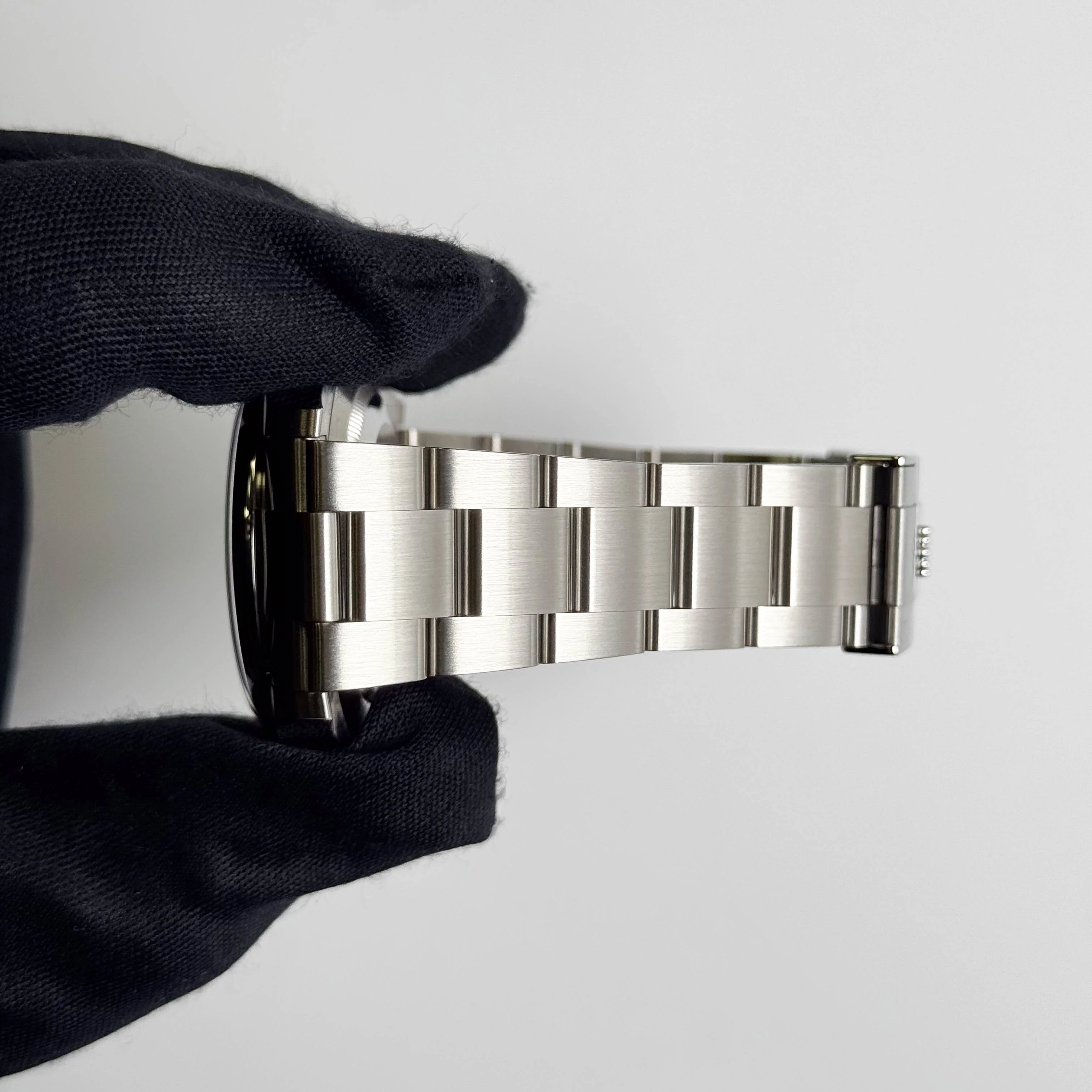 Rolex Air-King 40mm Black Dial Watch Ref# 126900 - Image 5