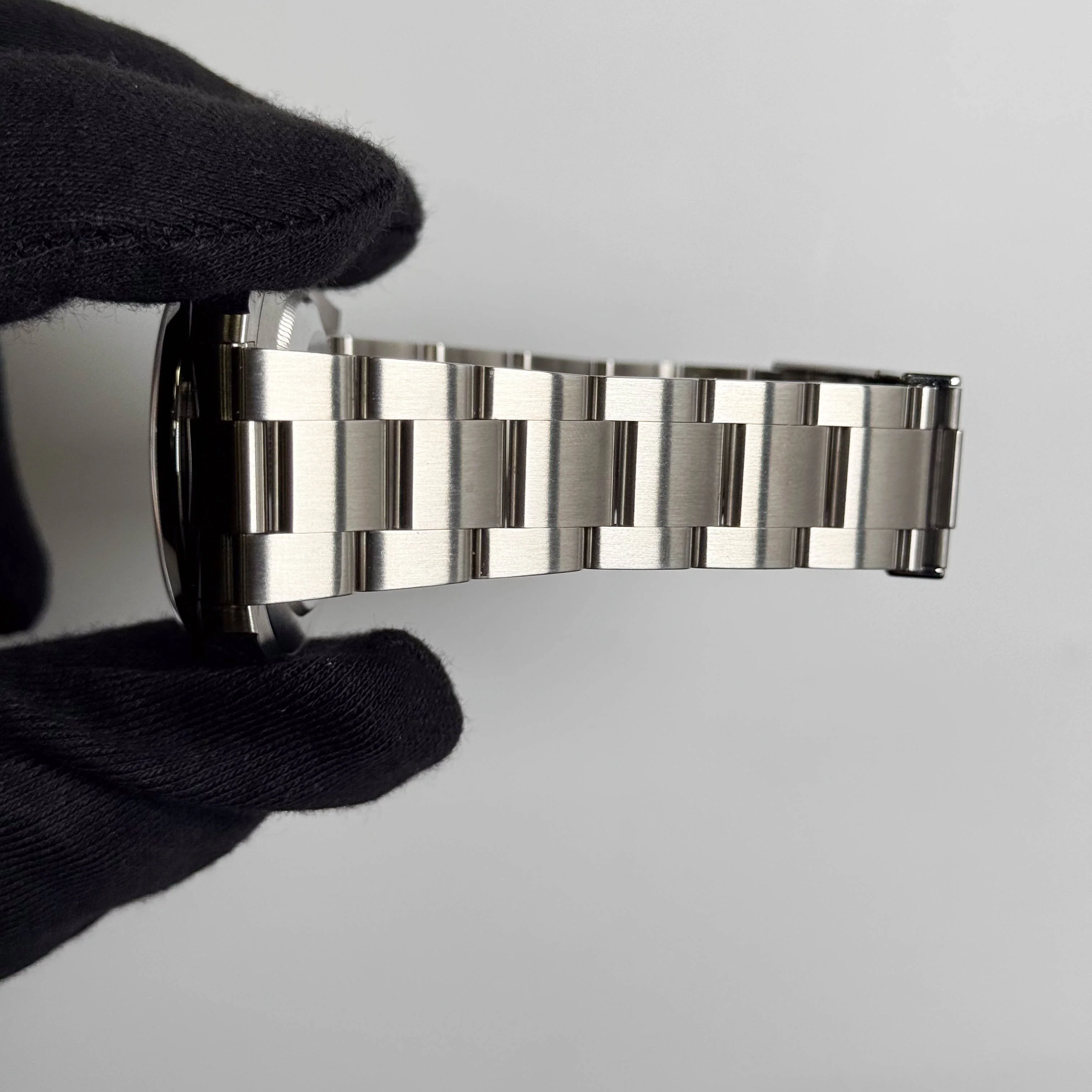Rolex Air-King 40mm Black Dial Watch Ref# 126900 - Image 5