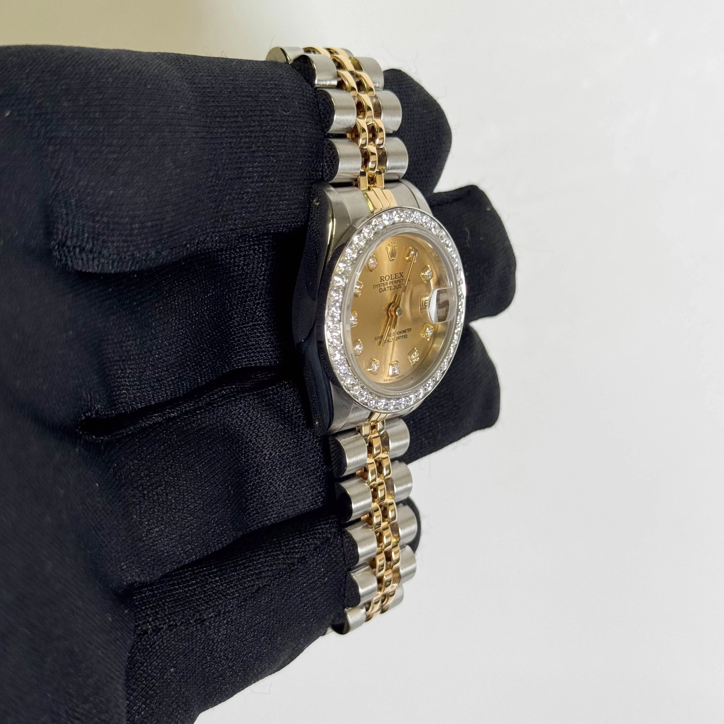 Rolex Datejust 26mm Champagne Dial Watch Ref# 69173 - Image 3