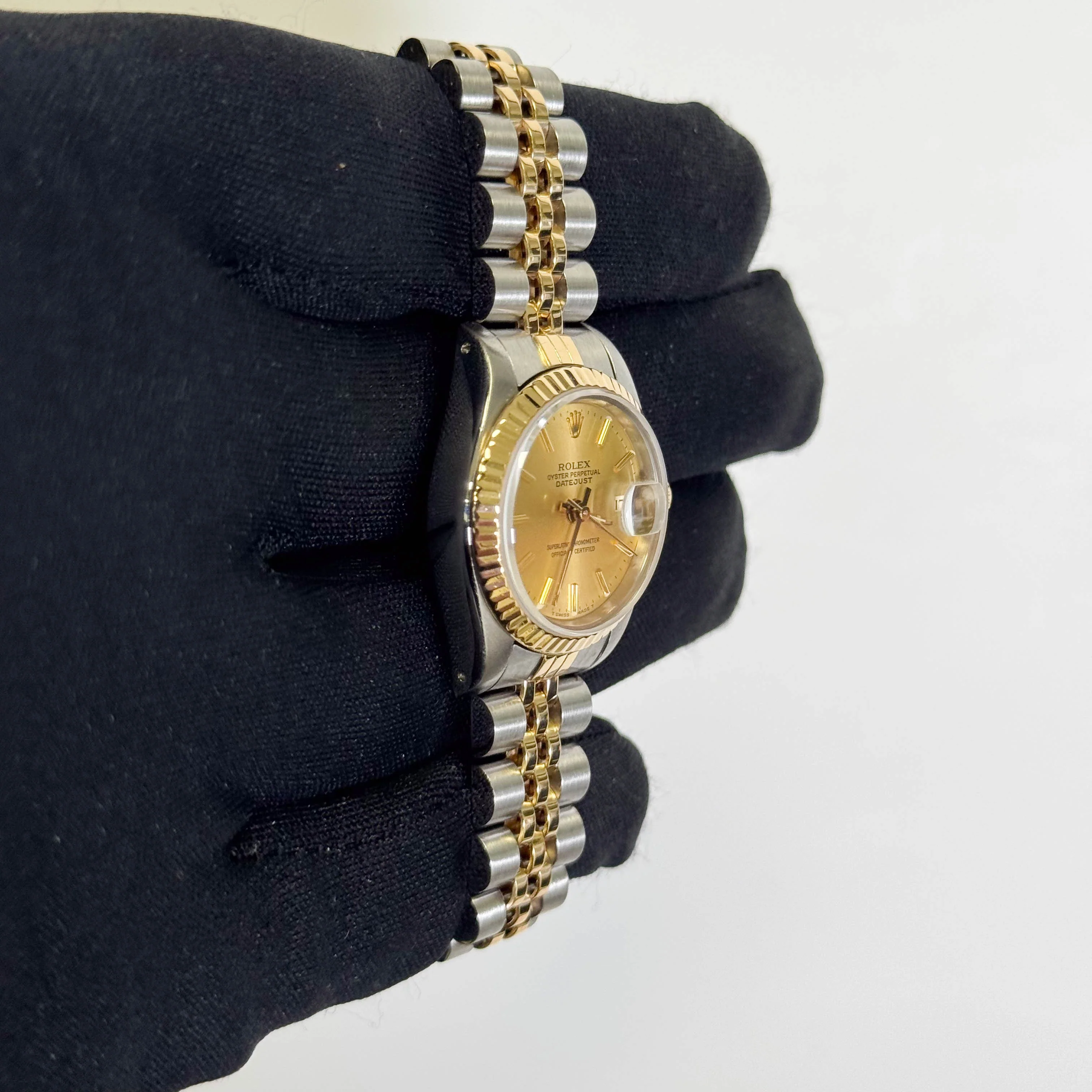 Rolex Datejust 26mm Champagne Dial Watch Ref# 69173 - Image 3