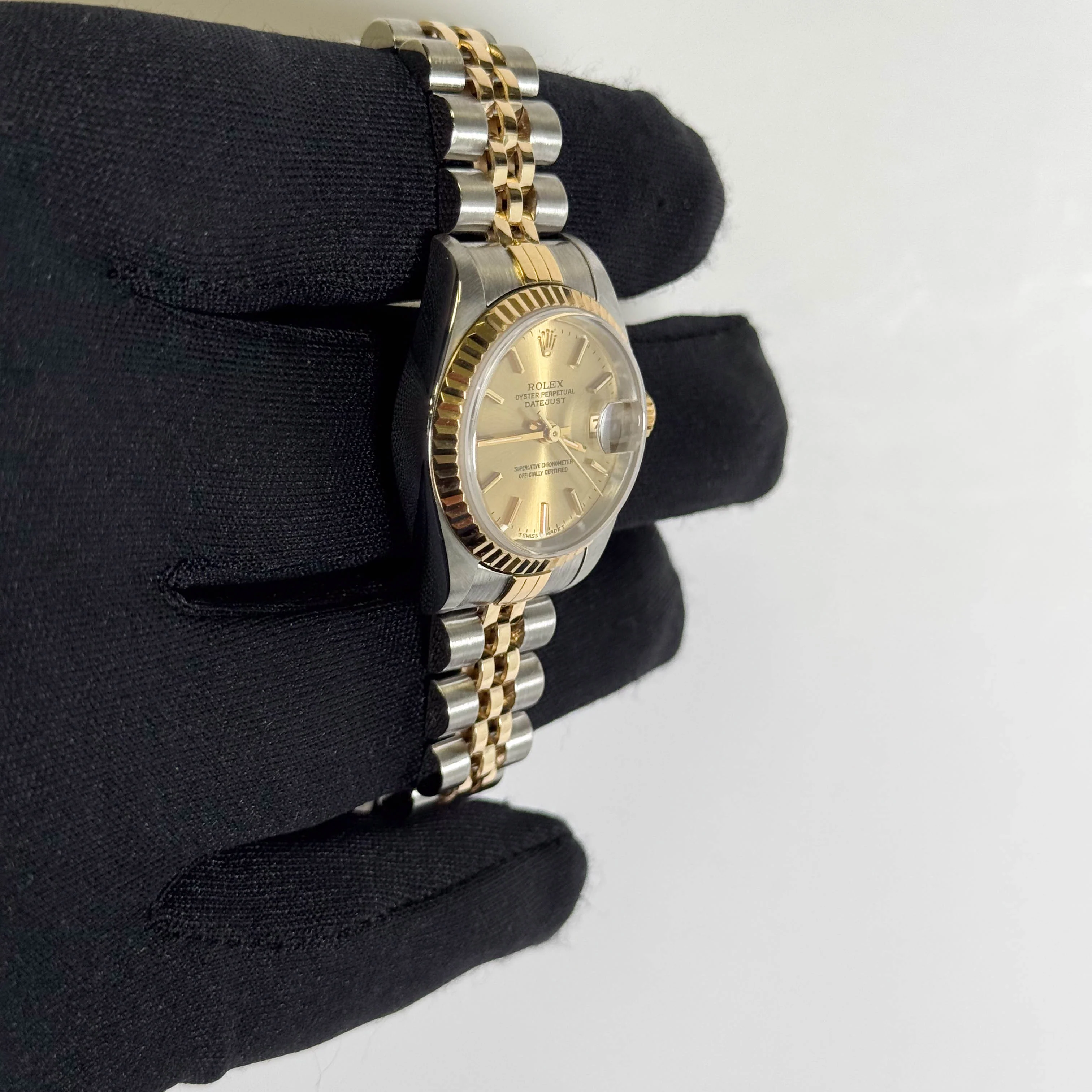 Rolex Datejust 26mm Champagne Dial Watch Ref# 69173 - Image 3