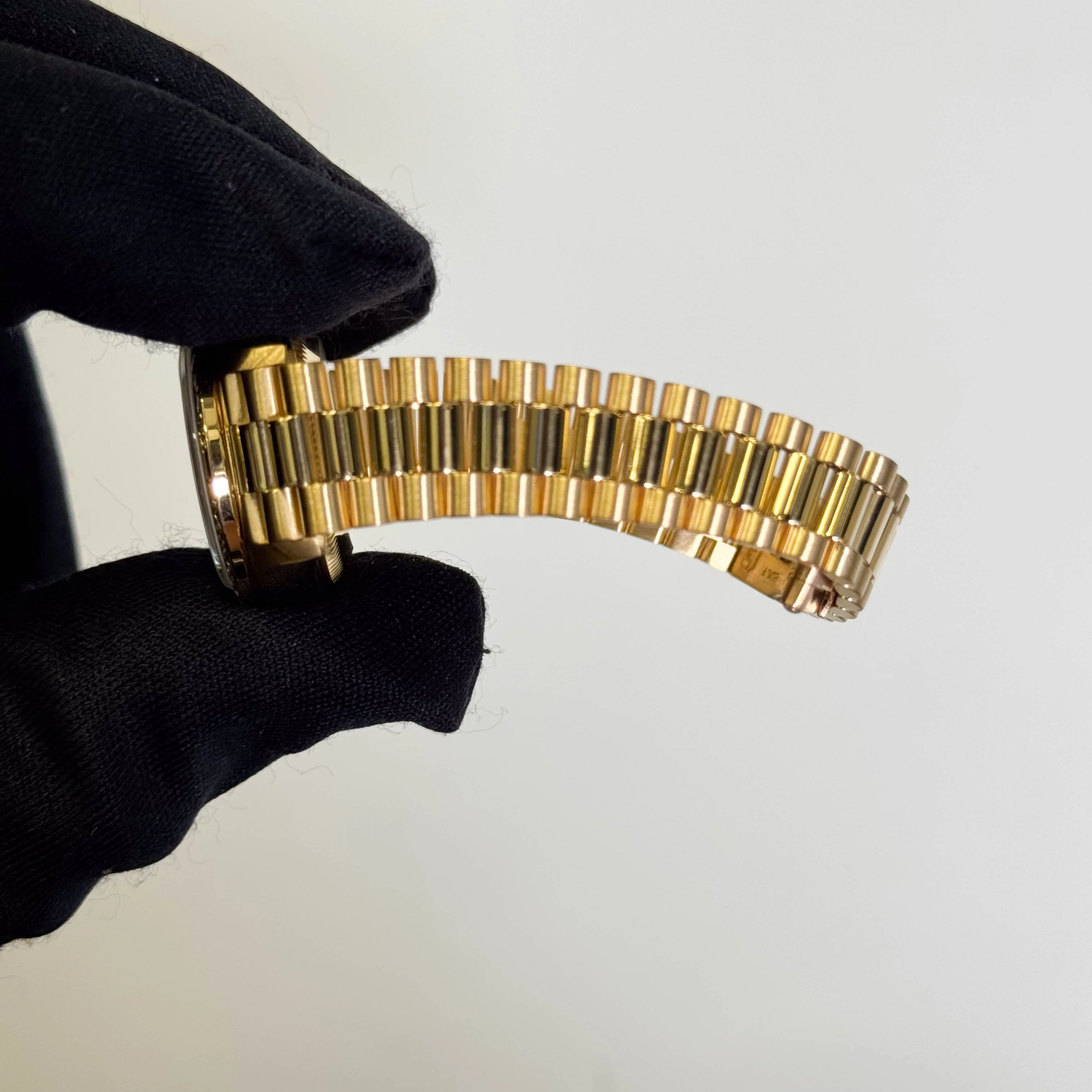 Rolex Datejust 26mm Champagne Dial Watch Ref# 69178 - Image 5