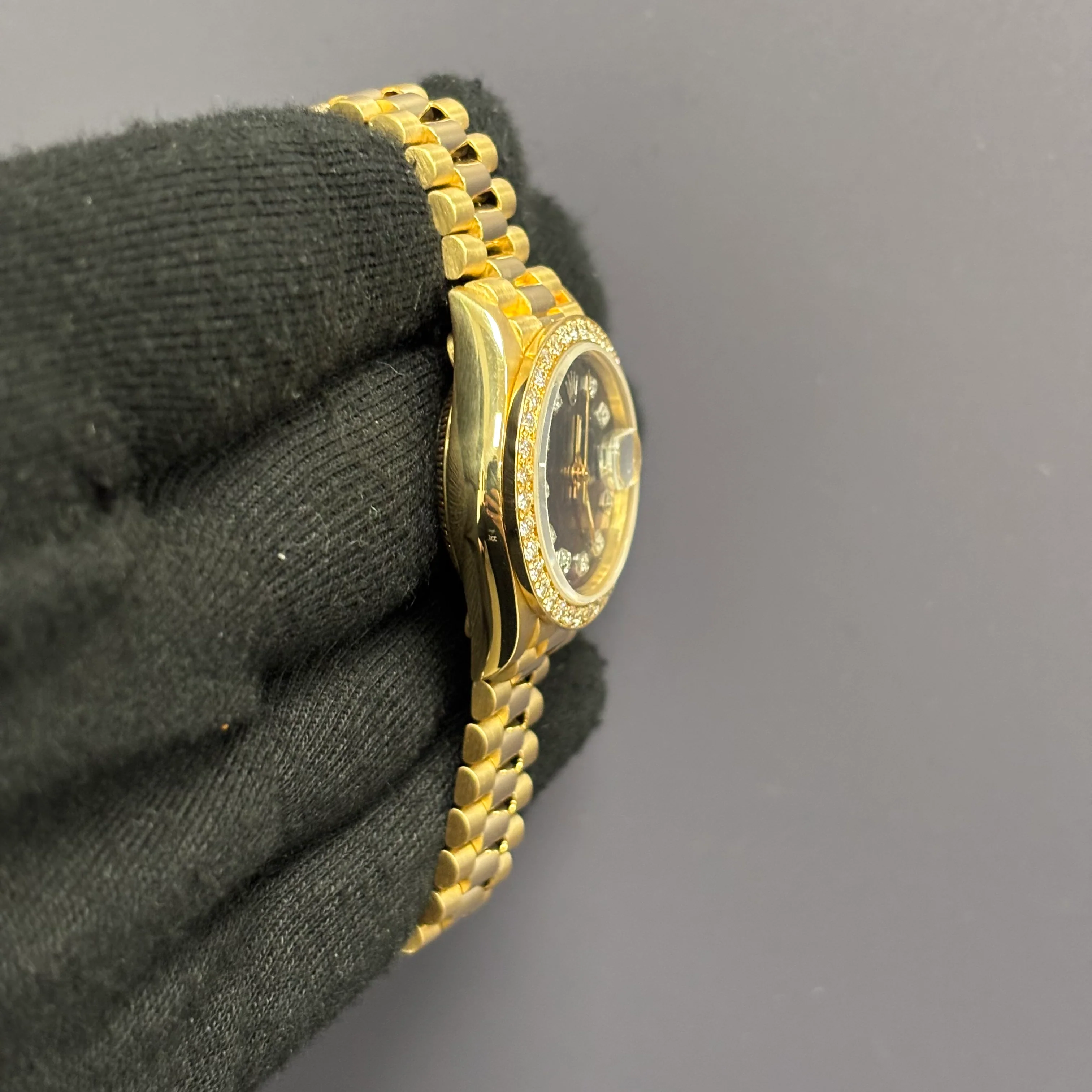 Rolex Datejust 26mm MOP Dial Watch Ref# 69178 - Image 3