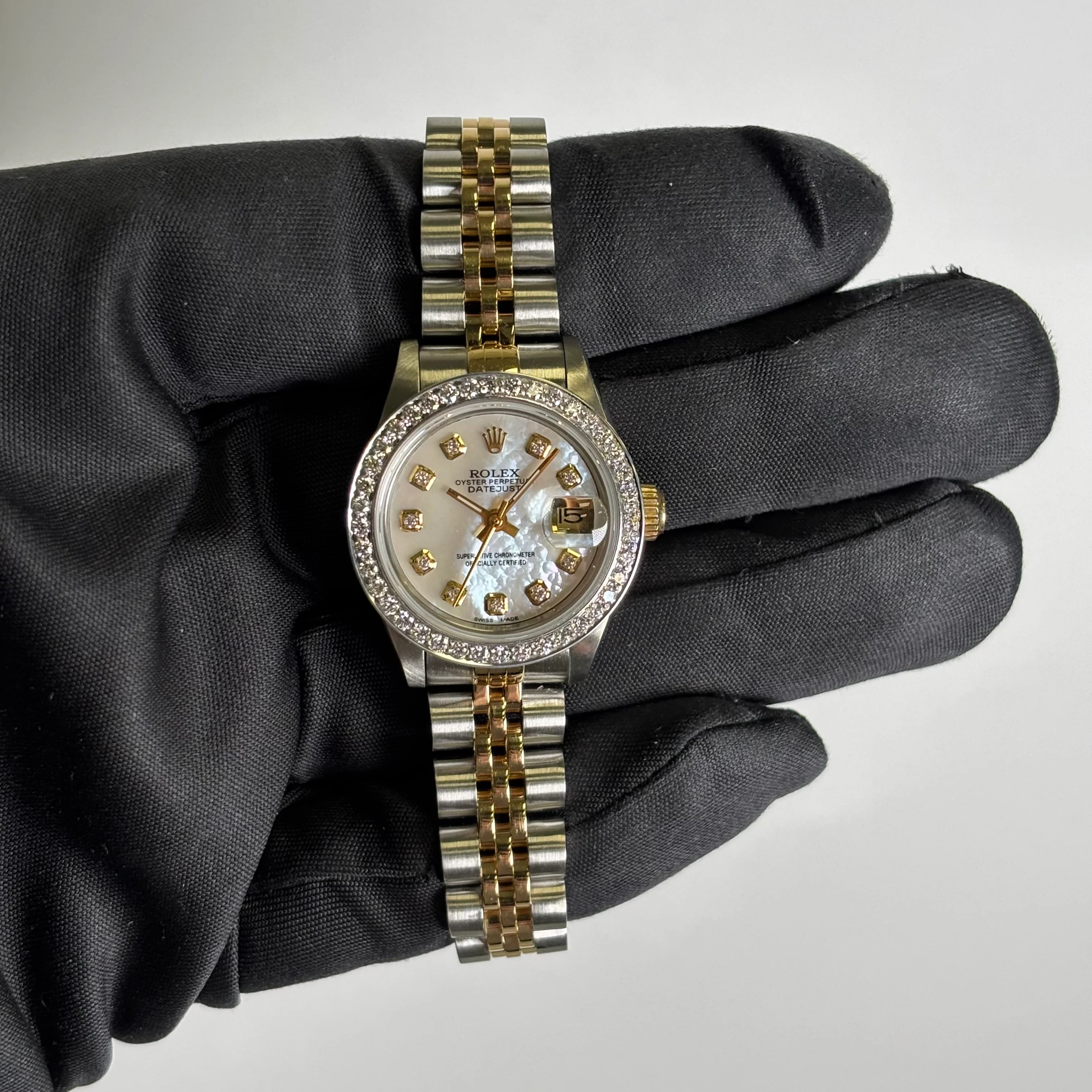 Rolex Datejust 26mm MOP Dial Watch Ref# 69173 - Image 2
