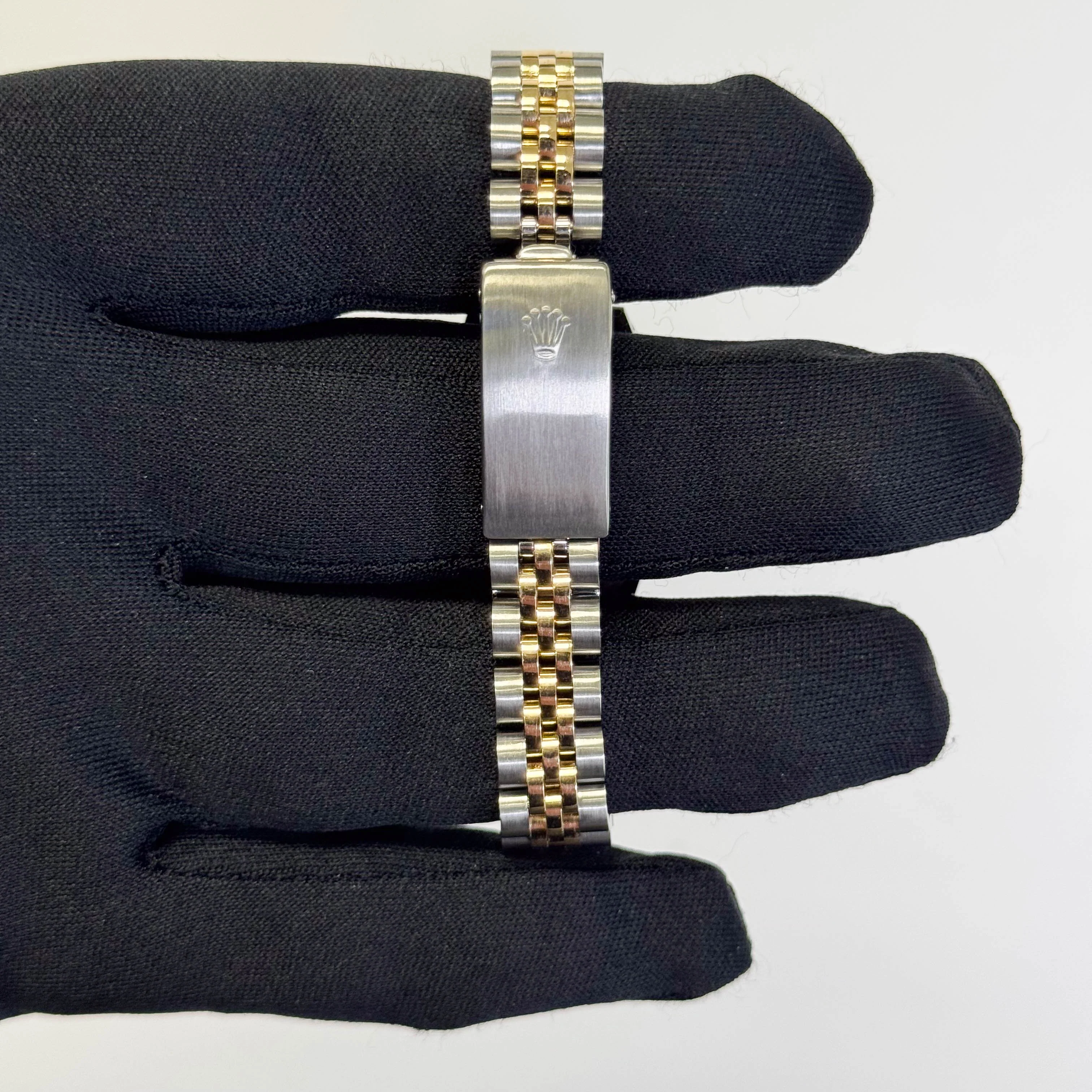 Rolex Datejust 26mm MOP Dial Watch Ref# 69173 - Image 4