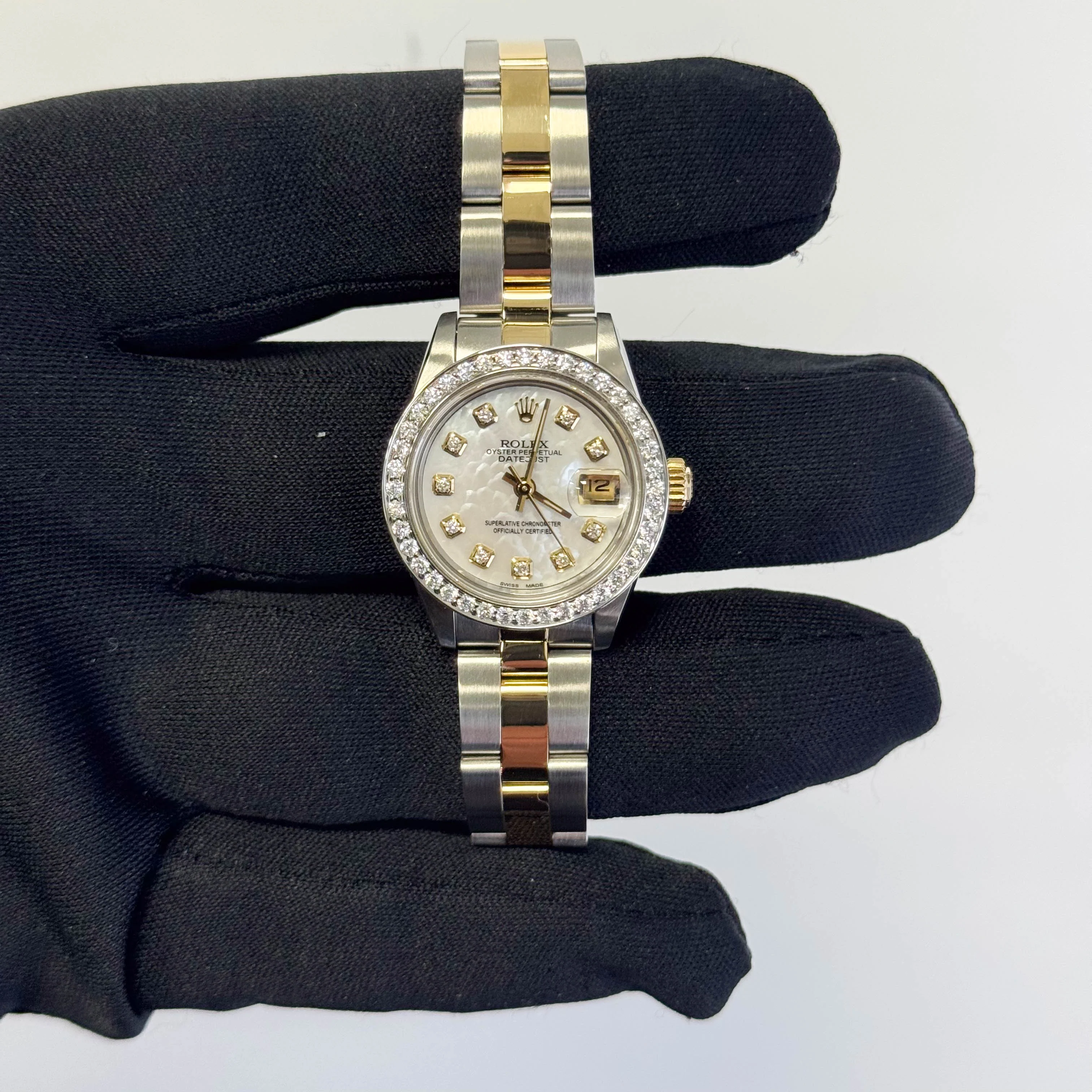 Rolex Datejust 26mm MOP Dial Watch Ref# 69173 - Image 2