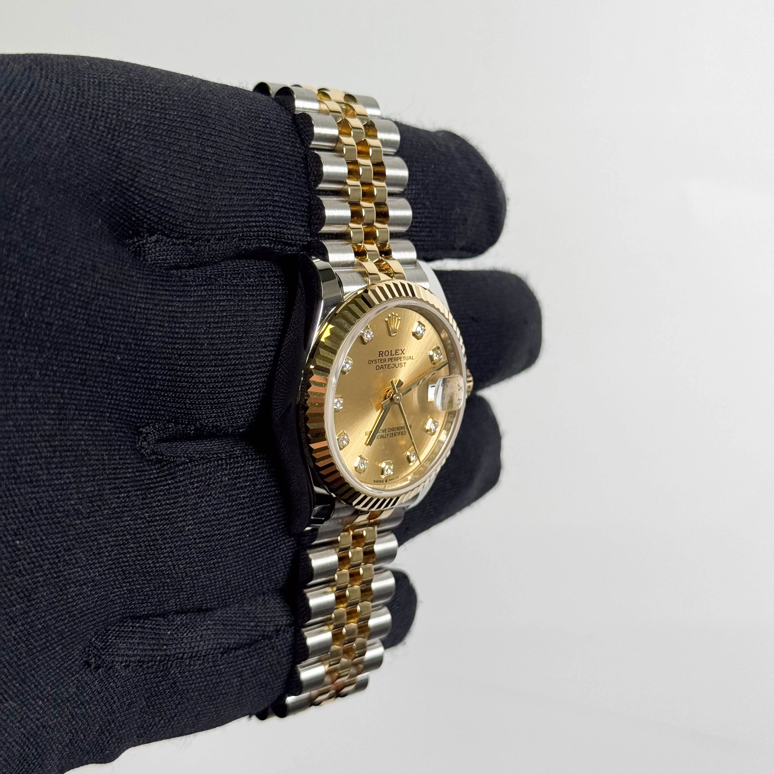 Rolex Datejust 31mm Champagne Dial Watch Ref# 278273 - Image 3