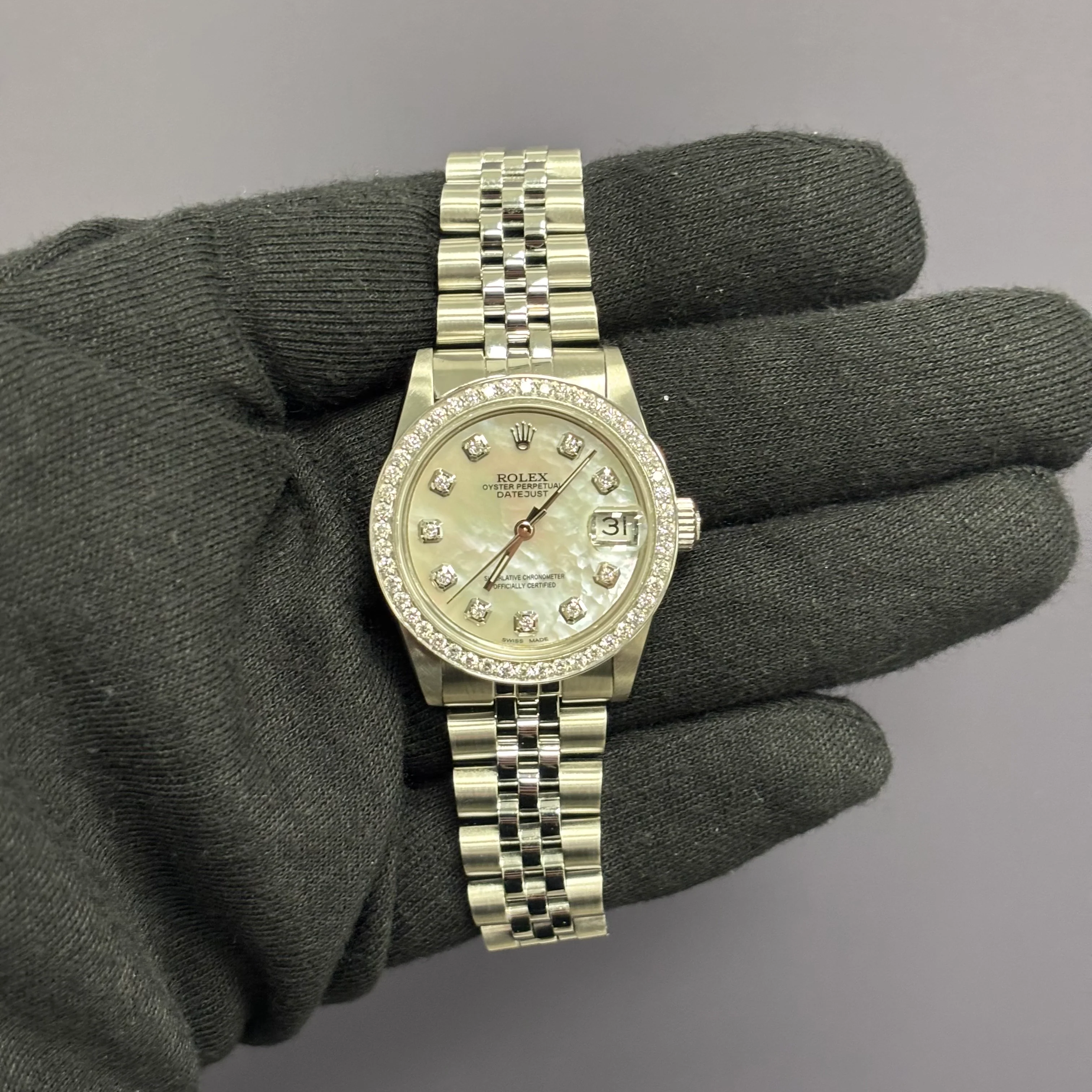 Rolex Datejust 31mm MOP Dial Watch Ref# 68274 - Image 2