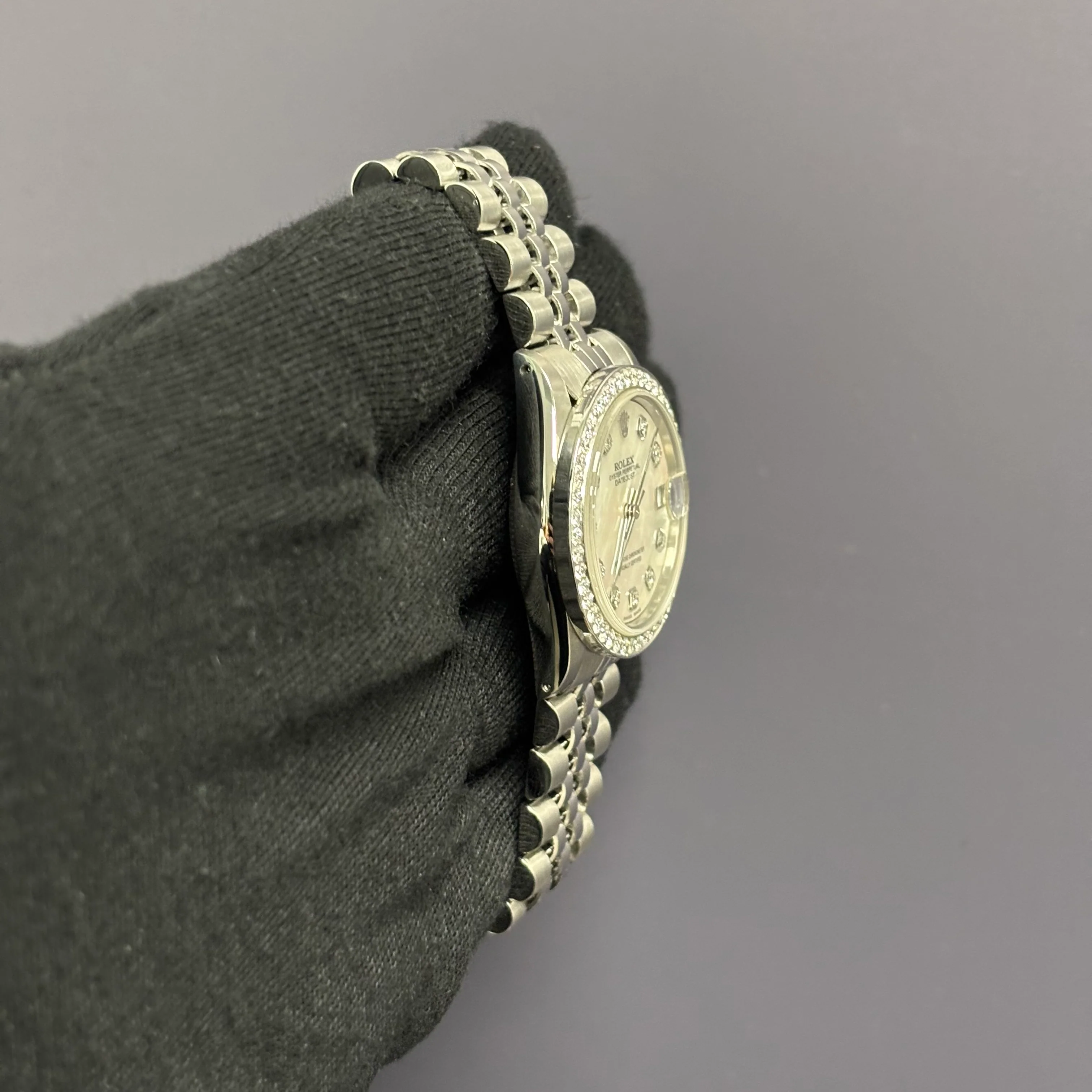 Rolex Datejust 31mm MOP Dial Watch Ref# 68274 - Image 3