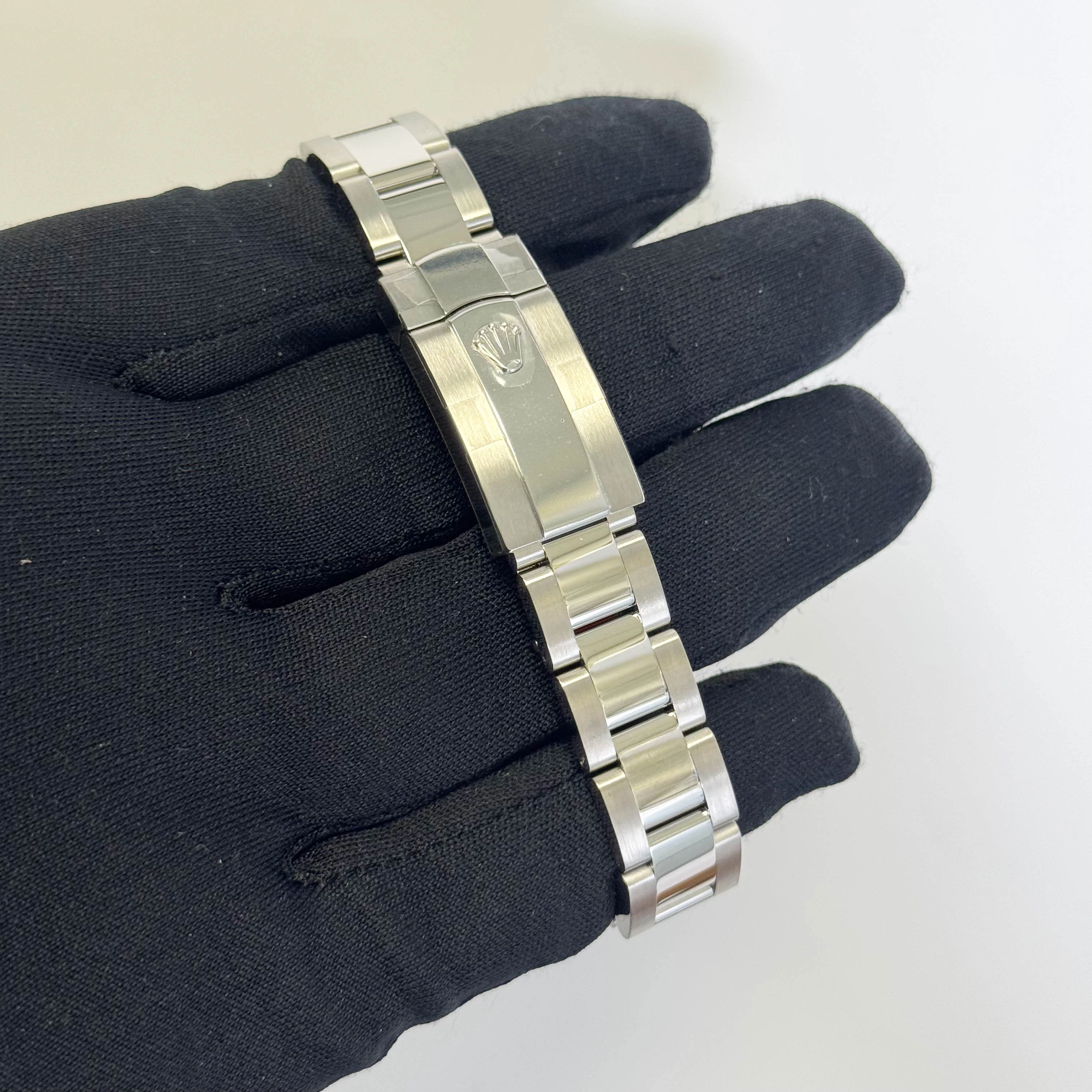 Rolex Datejust 31mm Silver Dial Watch Ref# 278274 - Image 4